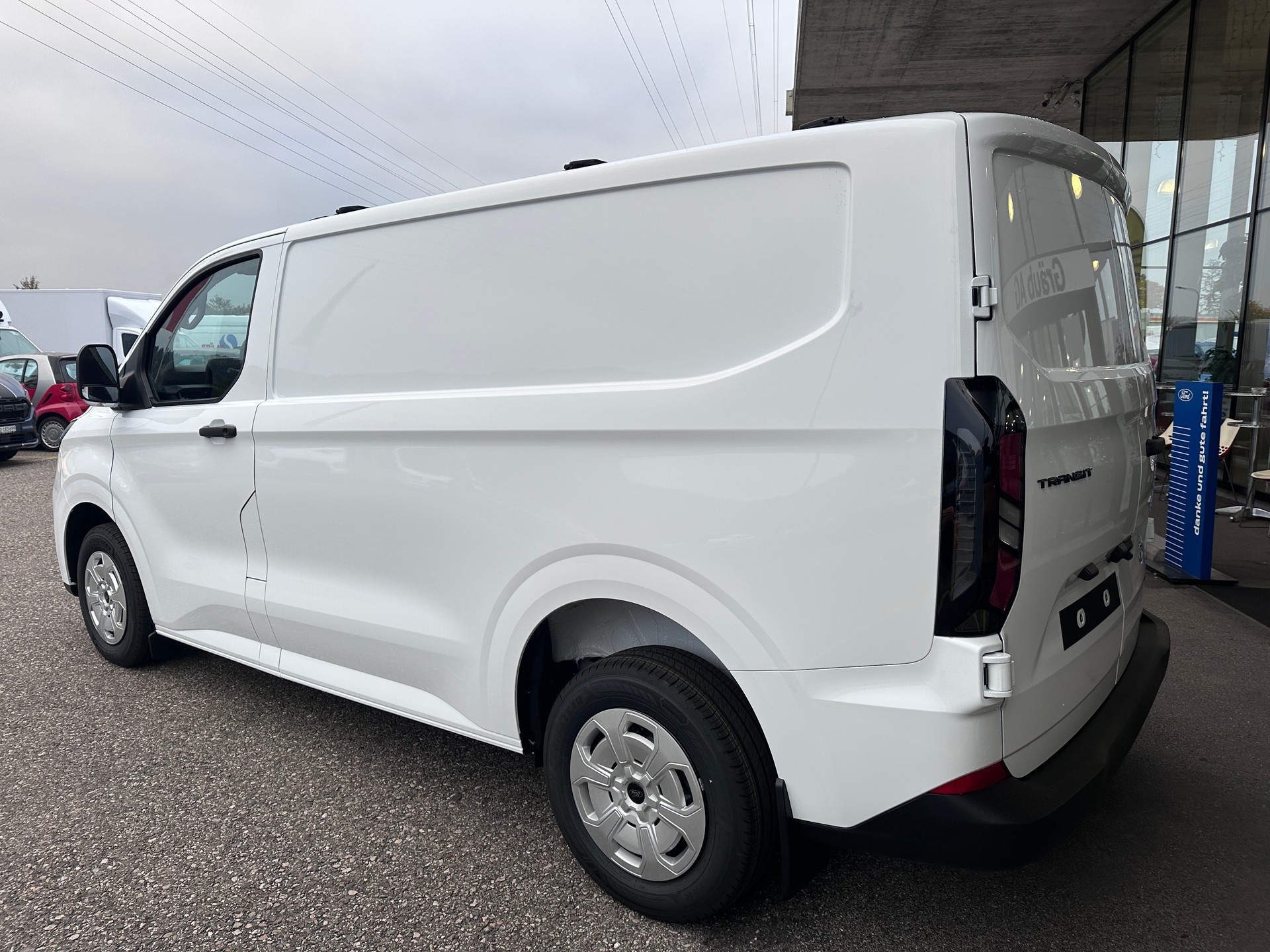 FORD Transit Custom Van 280 L1H1 Trend-image-4