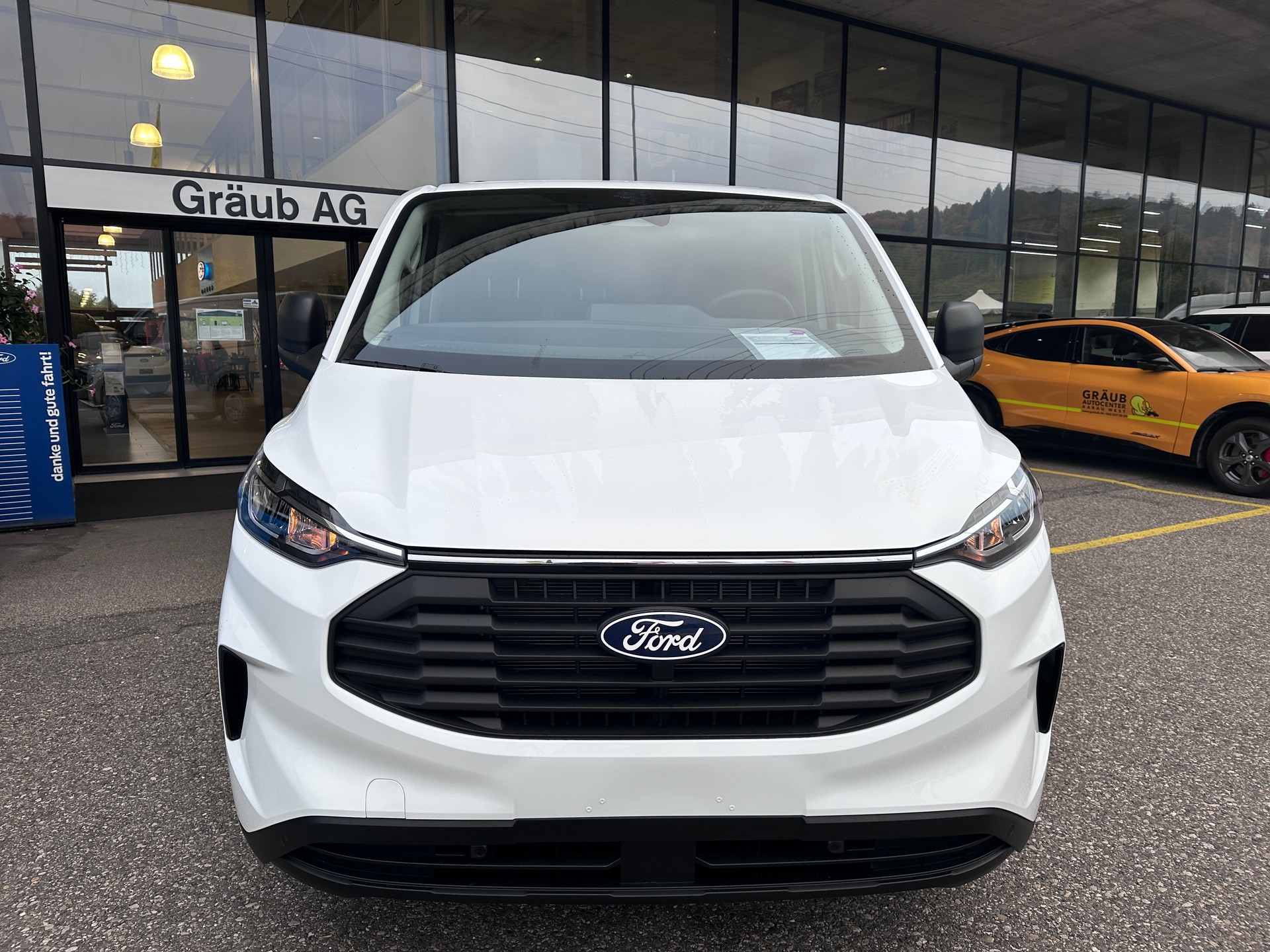 FORD Transit Custom Van 280 L1H1 Trend-showroom-element-1