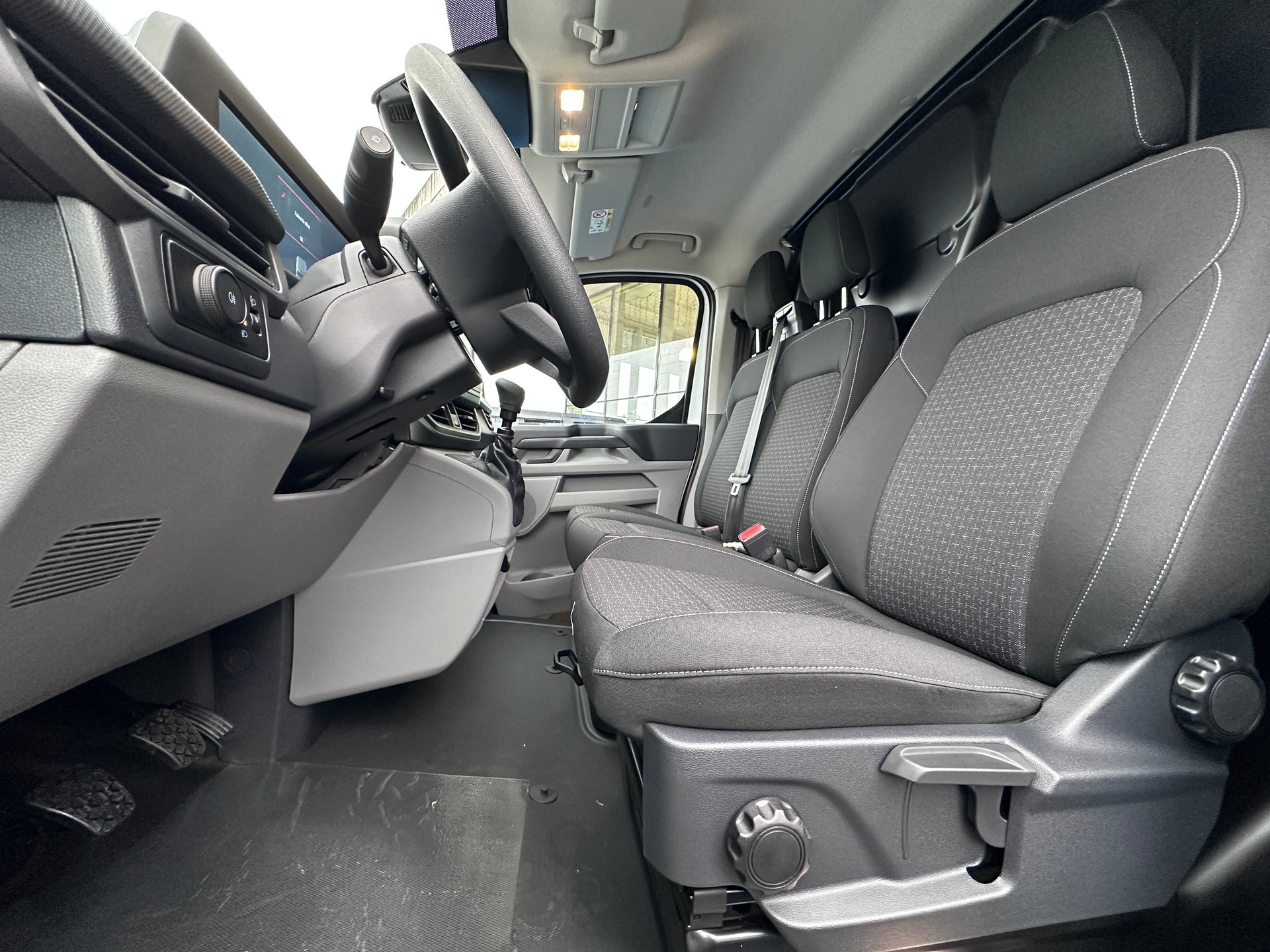 FORD Transit Custom Van 280 L1H1 Trend-image-10