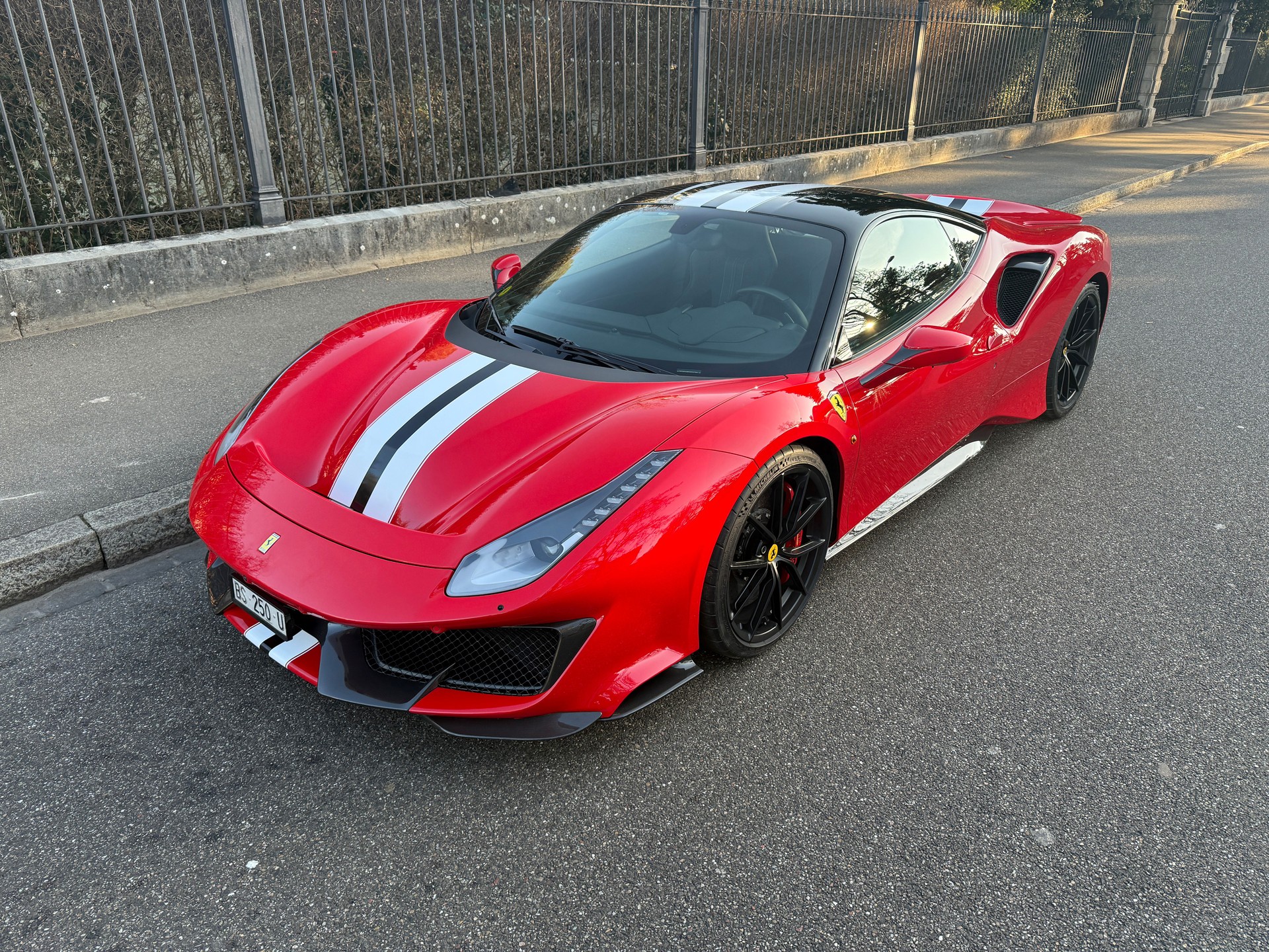 FERRARI 488 Pista 3.9 V8