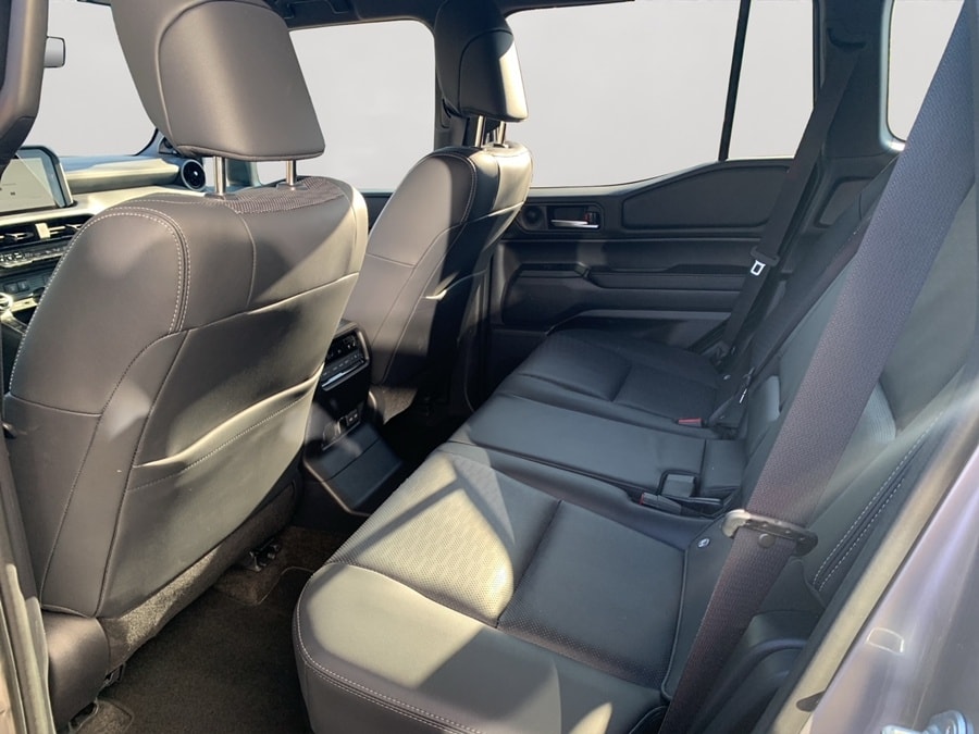 TOYOTA Land Cruiser 2.8TD Invincible-image-8