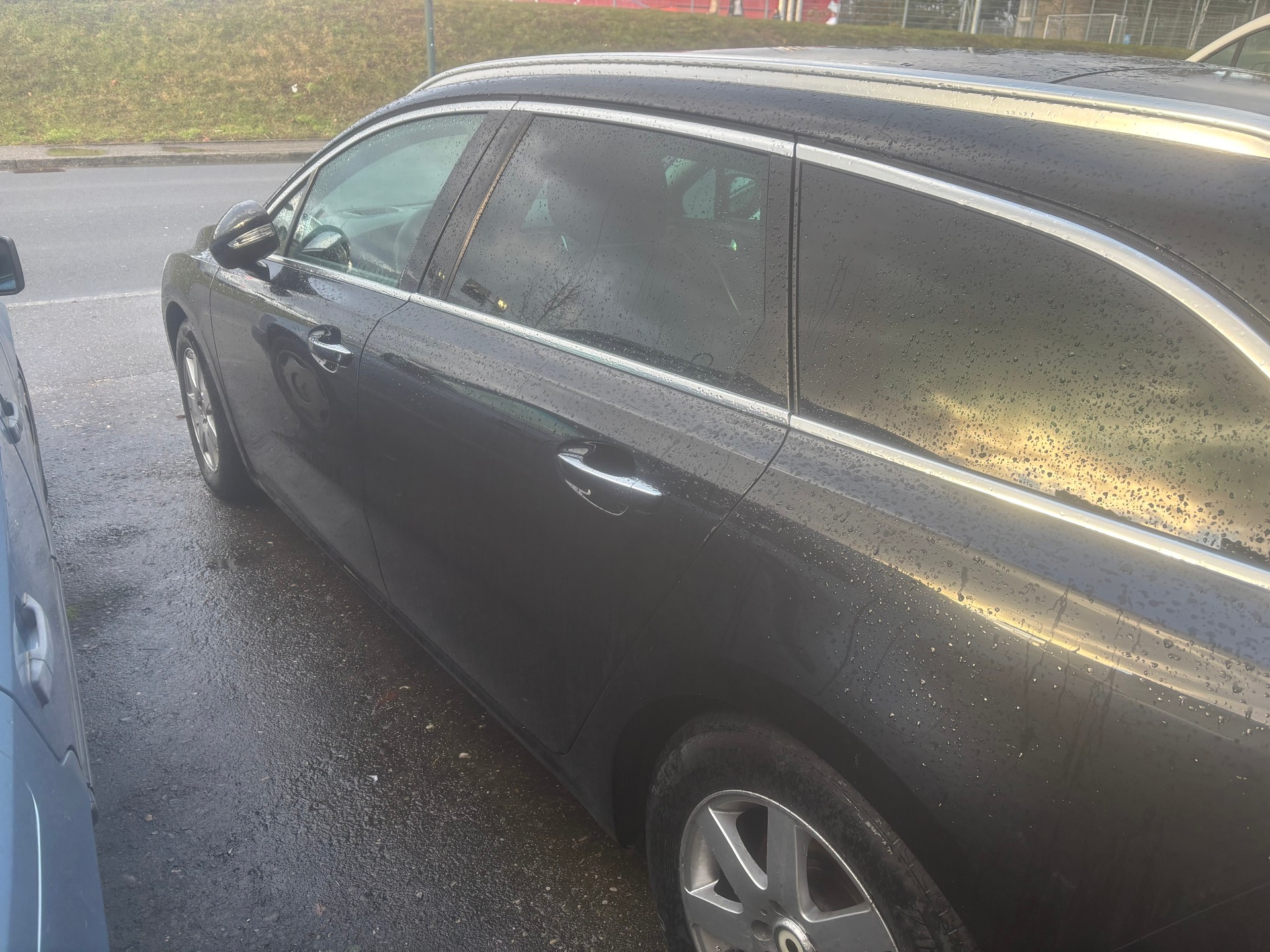PEUGEOT 508 SW 1.6 16V T Allure-image-3