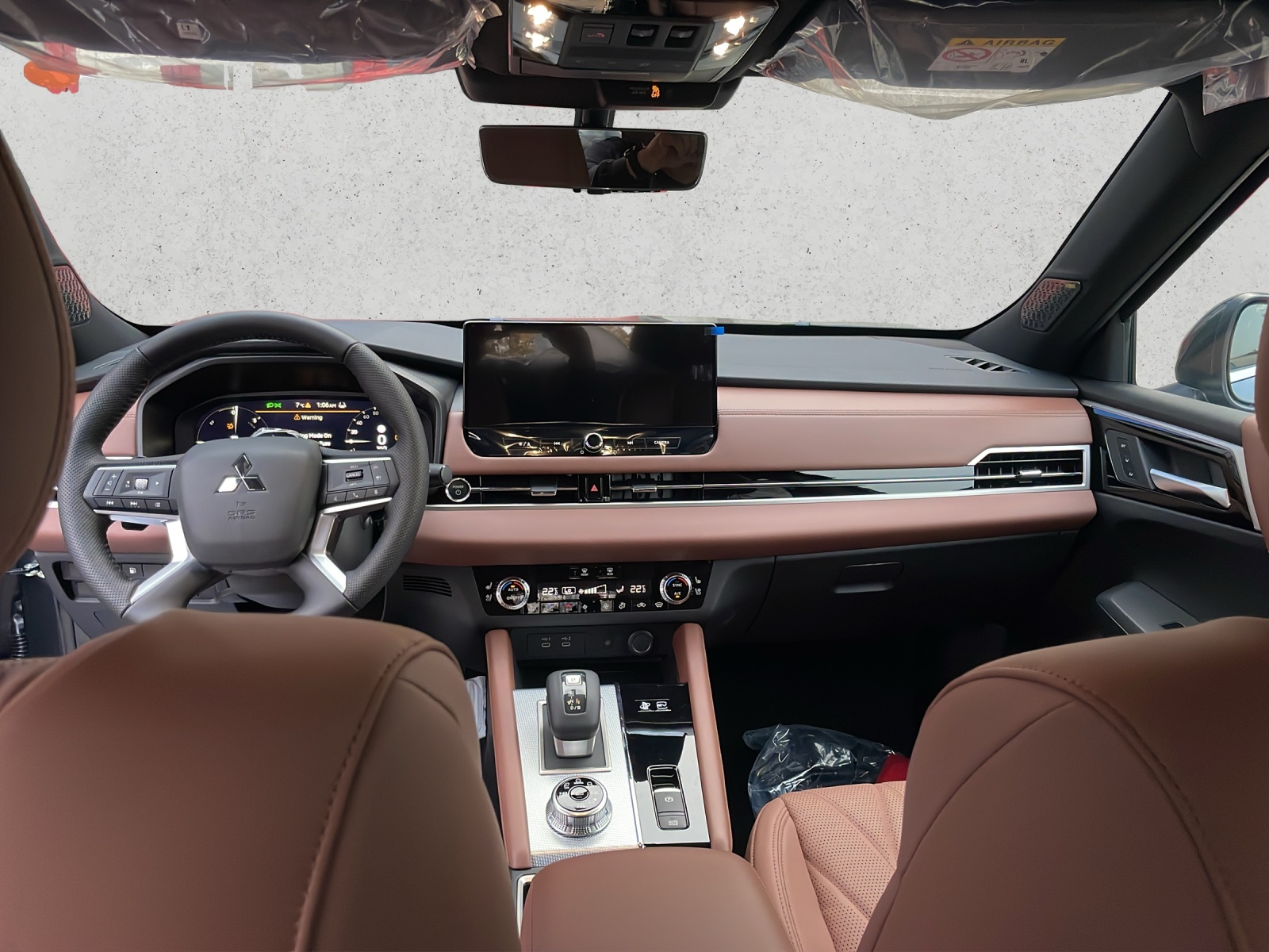 MITSUBISHI Outlander 2.4 PHEV Instyle+ 4x4-image-14