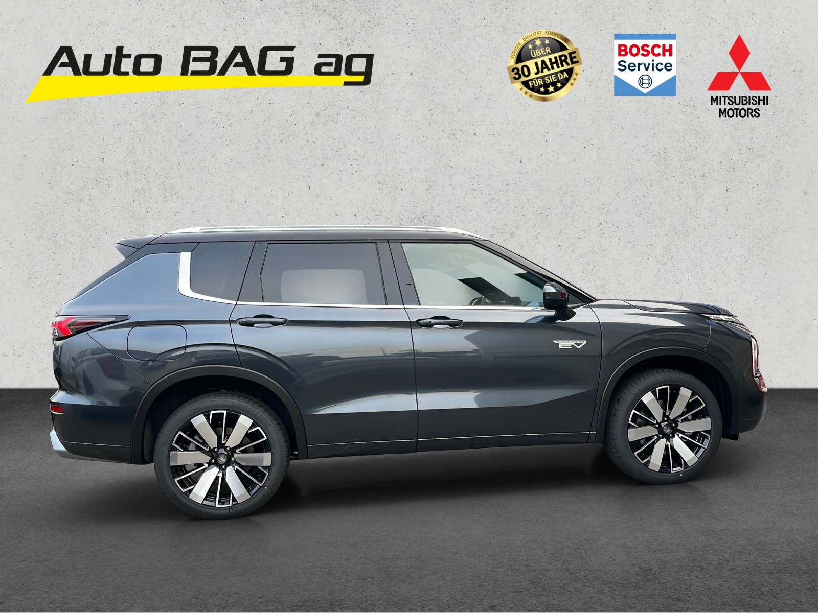 MITSUBISHI Outlander 2.4 PHEV Instyle+ 4x4-image-5