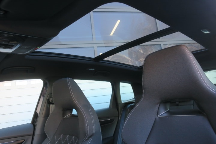 SKODA Karoq 2.0 TSI SportLine 4x4 DSG-image-8