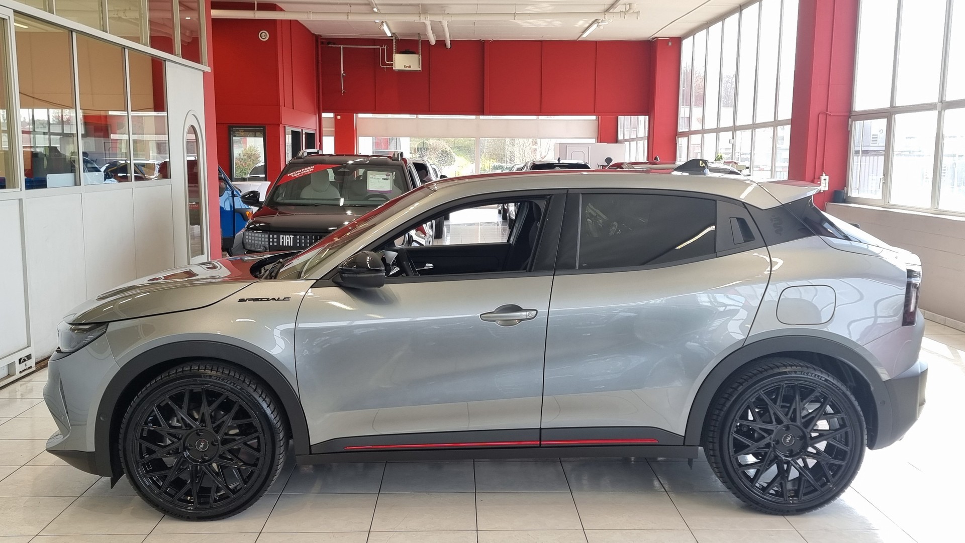 ALFA ROMEO Junior 1.2 Ibrida Speciale Kit Vecchio-Fuori Serie-showroom-element-2
