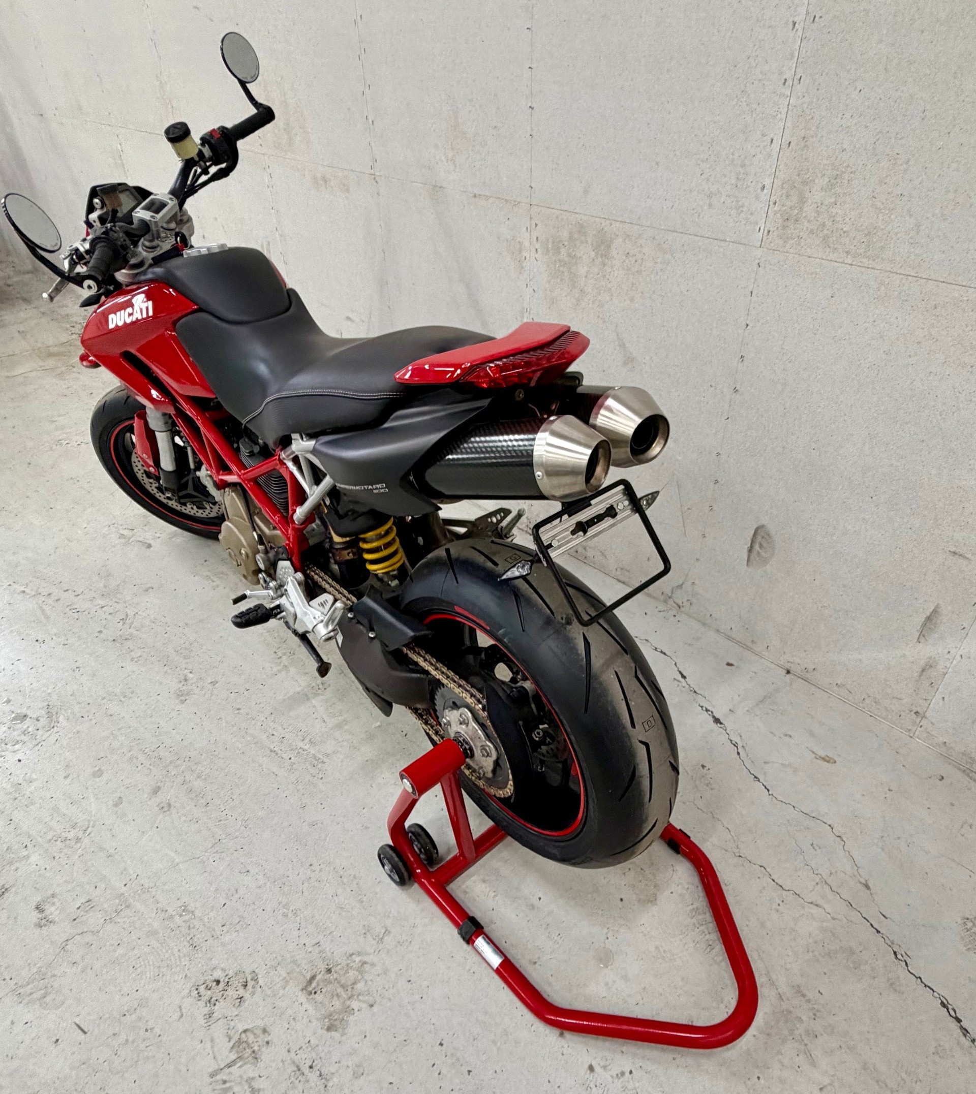 DUCATI Hypermotard 1100-image-4