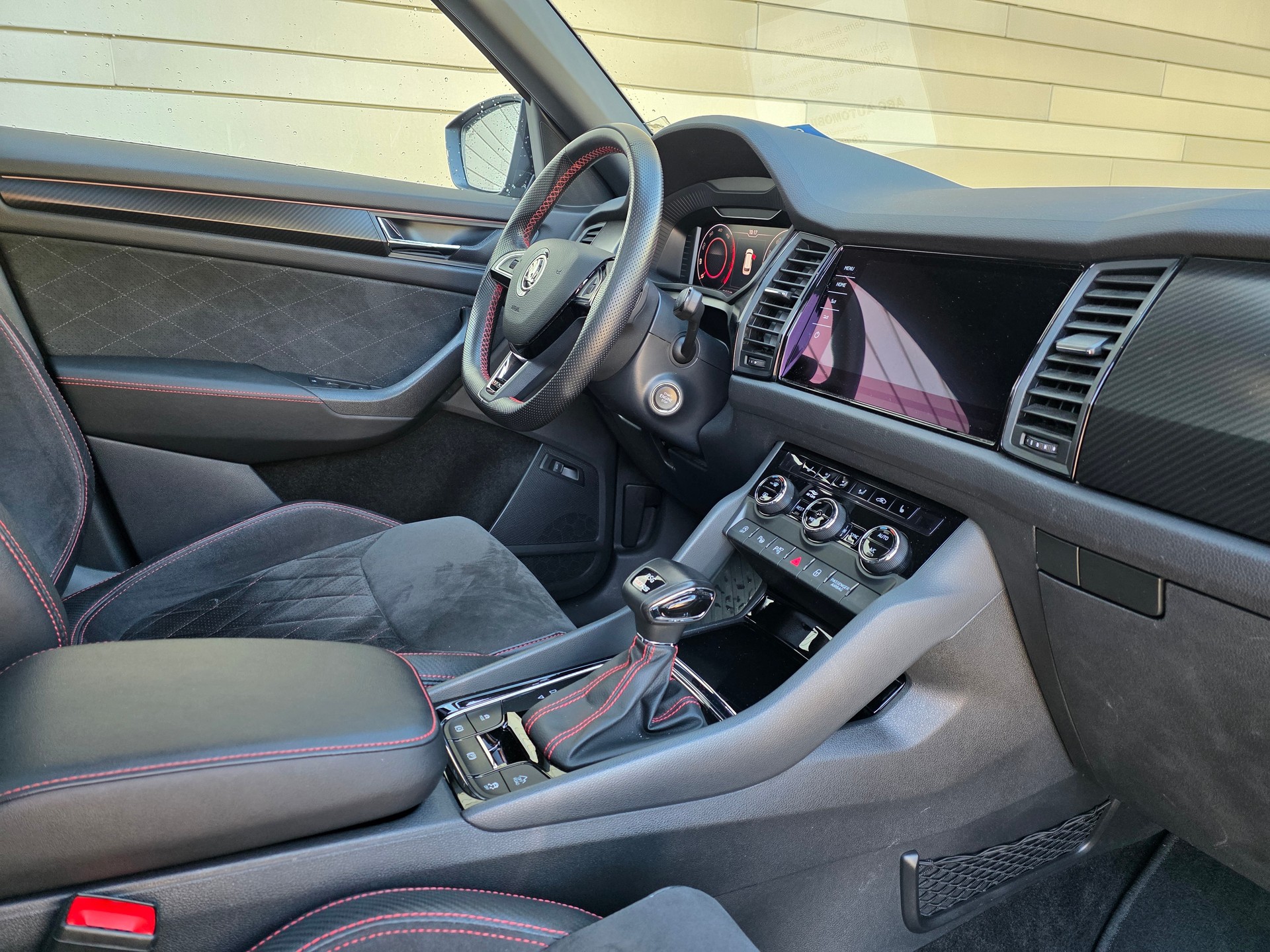 SKODA Kodiaq 2.0 Bi-TDI SCR RS 4x4 DSG-image-20