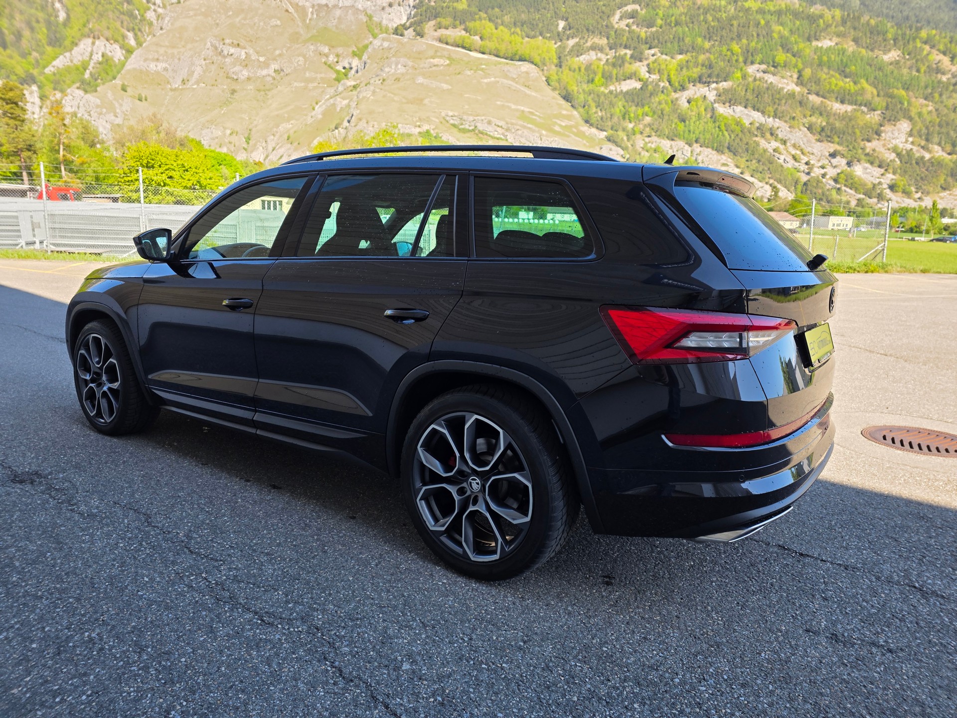 SKODA Kodiaq 2.0 Bi-TDI SCR RS 4x4 DSG-image-8