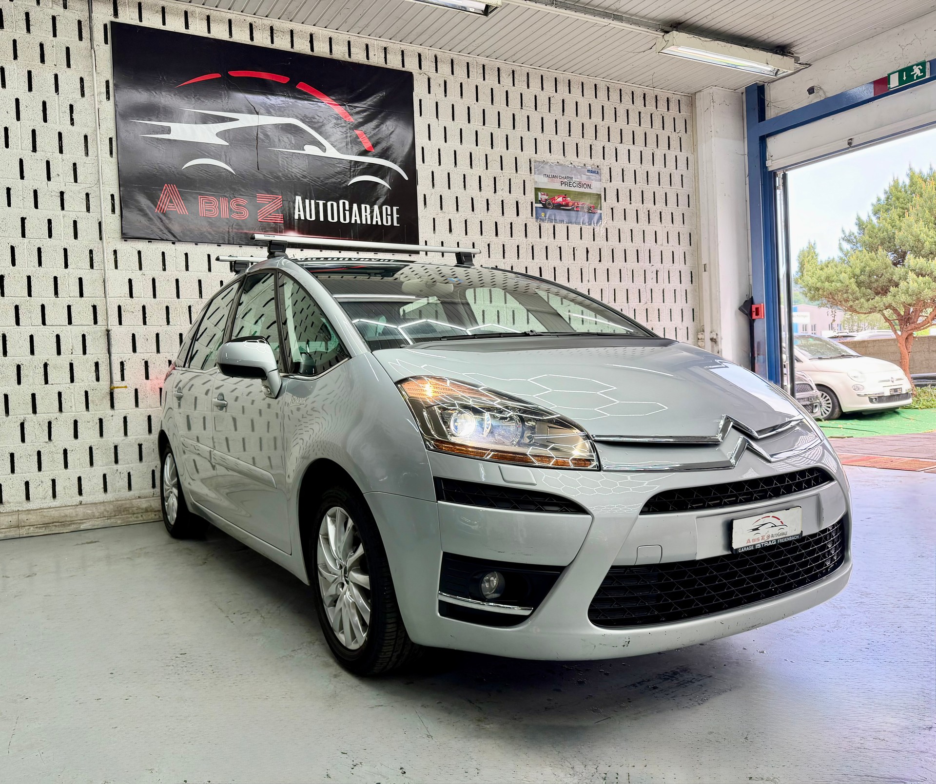 CITROEN C4 Picasso 2.0i 16V Dynamique BMP6-image-2