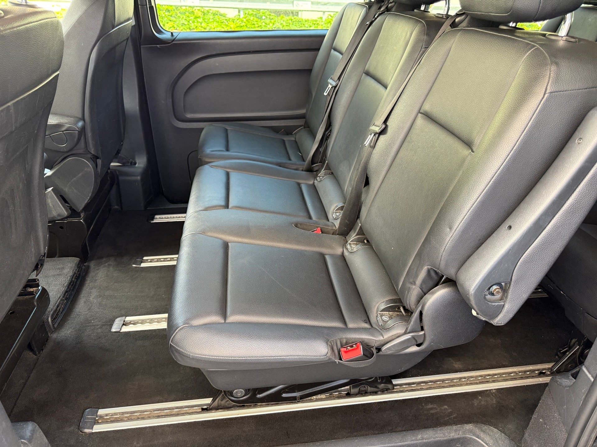 MERCEDES-BENZ Vito 114 BlueTec Tourer Base L 4Matic 7G-Tronic-image-15