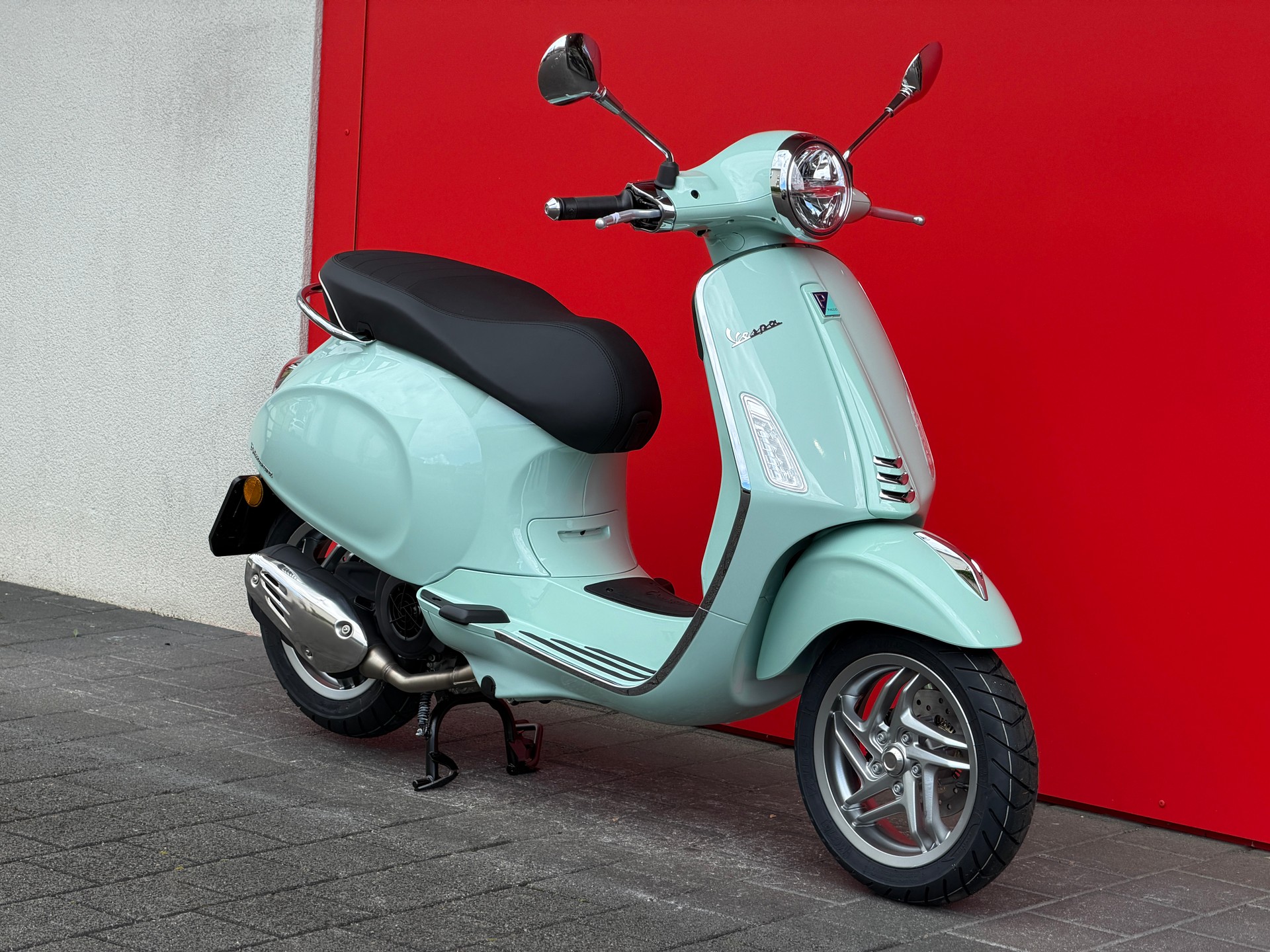 PIAGGIO Vespa 125 Primavera MY26-image-9