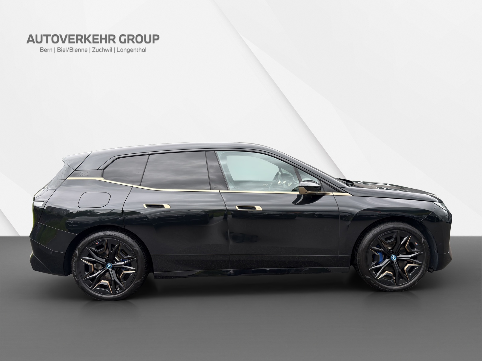BMW iX xDrive50 Sport-image-6