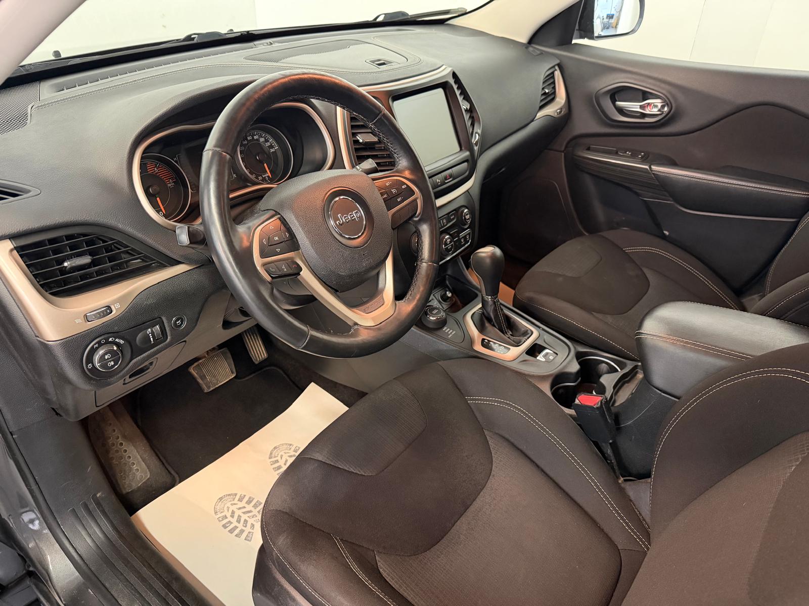 JEEP Cherokee 2.2TD Night Eagle AWD 9ATX AD-image-13