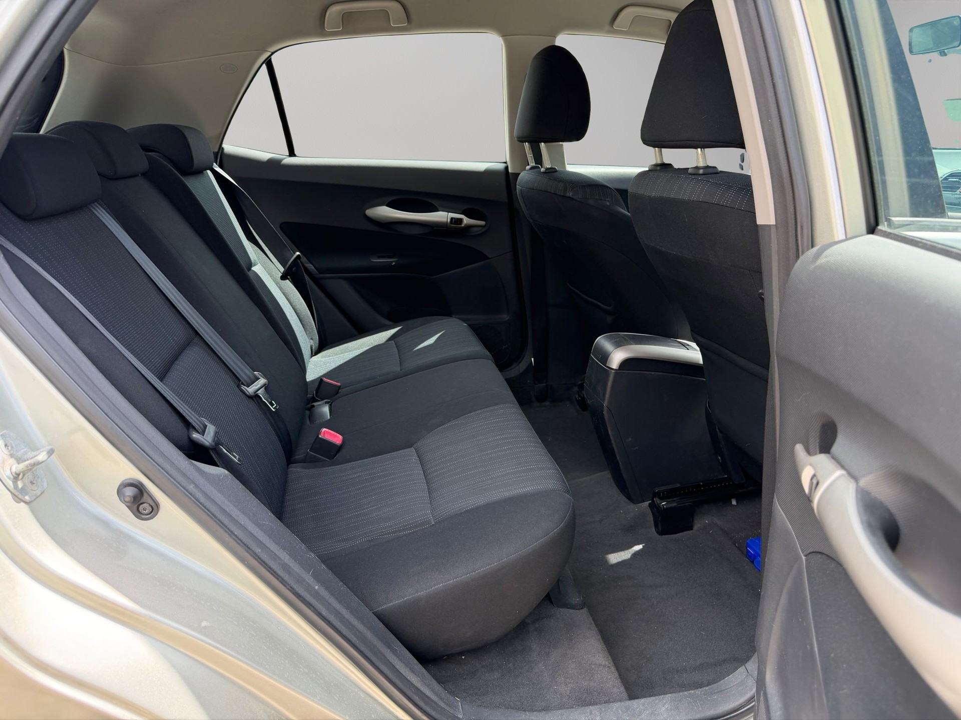 TOYOTA Auris 1.6 Linea Luna-image-12