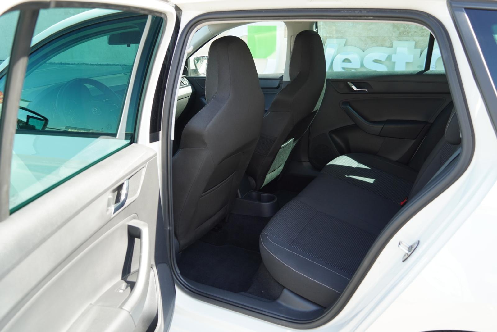 SKODA Rapid Spaceback 1.4 TSI Ambition DSG-image-24