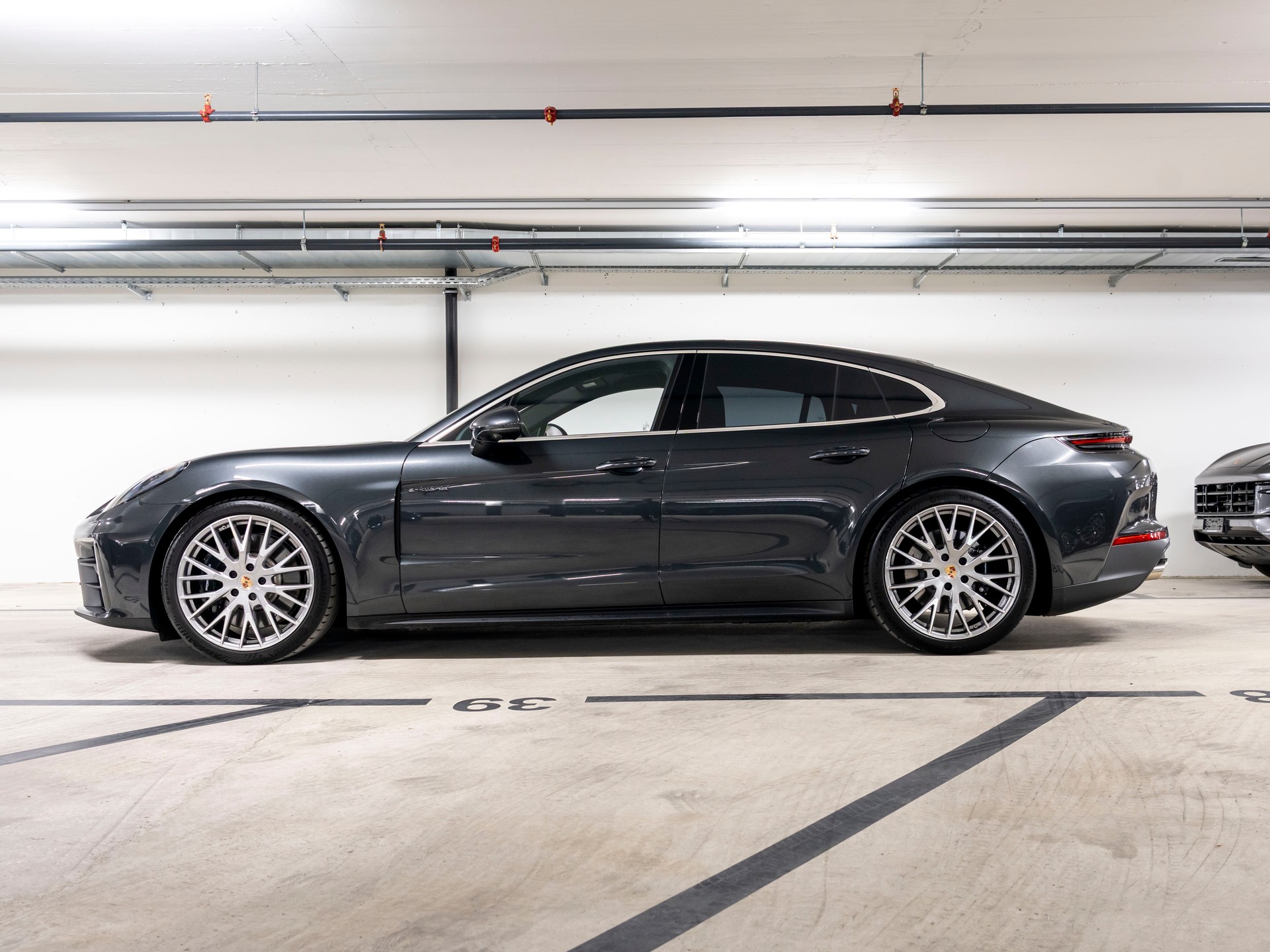 PORSCHE Panamera 4S E-Hybrid PDK-showroom-element-1