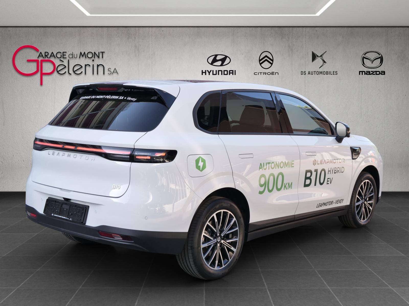 LEAPMOTOR B10 1.5 Hybrid EV-showroom-element-3