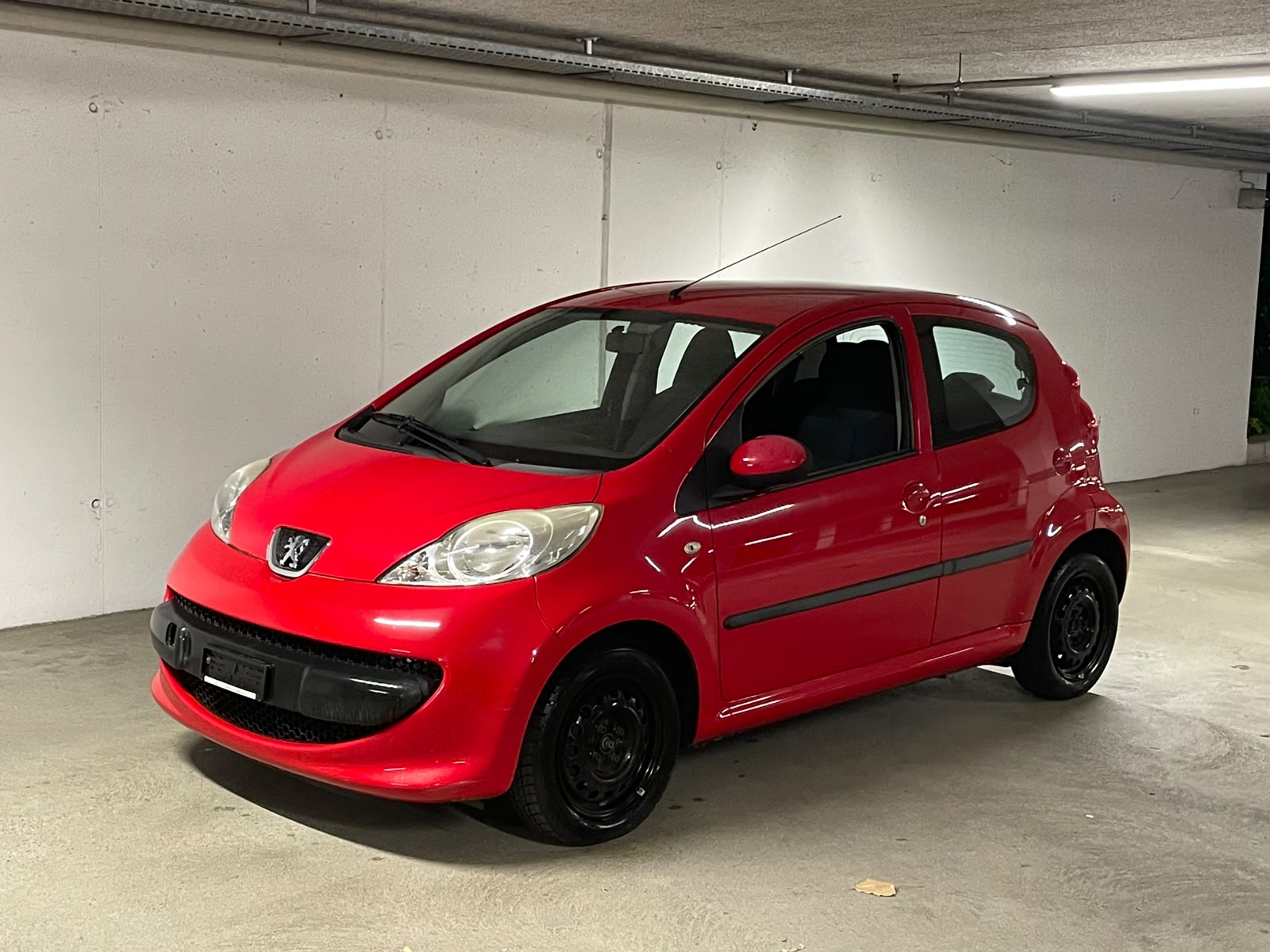 PEUGEOT 107 1.0 Trendy-showroom-element-1