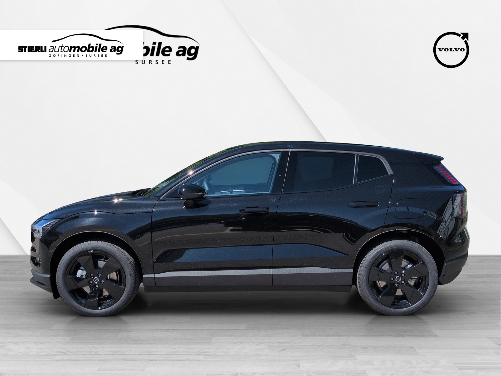VOLVO EX 30 E60 Plus Swiss Black Edition-image-7