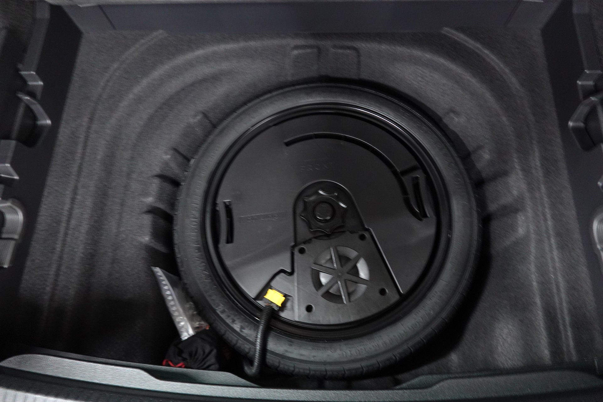 VW GOLF VARIANT 2.0 TSI R 4MOTION DSG DEEP ON TOP-image-34