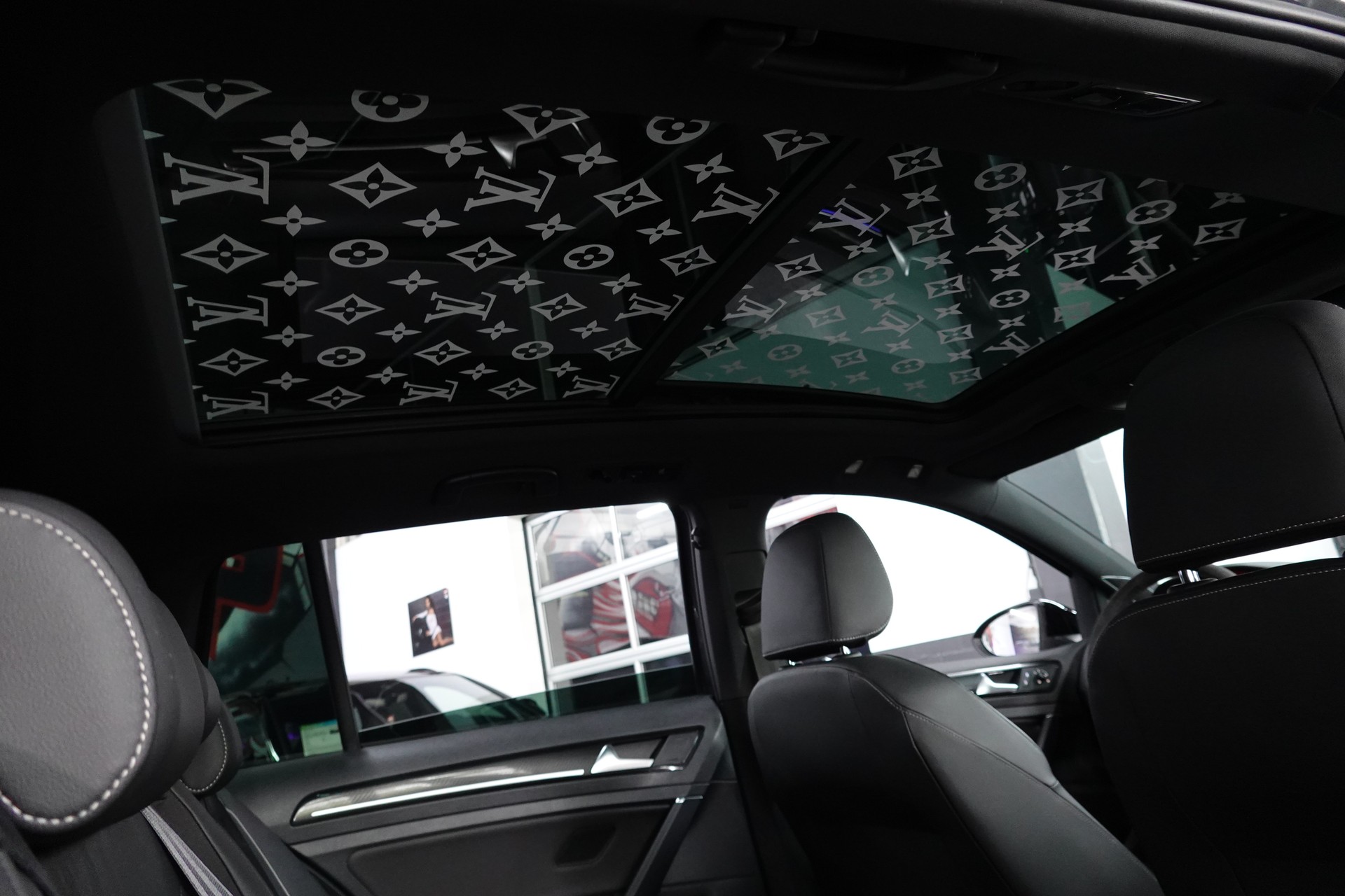 VW GOLF VARIANT 2.0 TSI R 4MOTION DSG DEEP ON TOP-image-36