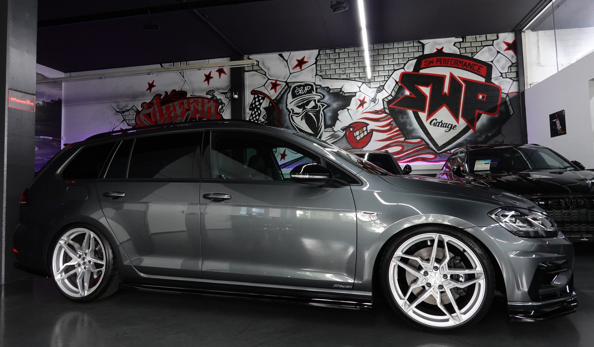 VW GOLF VARIANT 2.0 TSI R 4MOTION DSG DEEP ON TOP-image-20