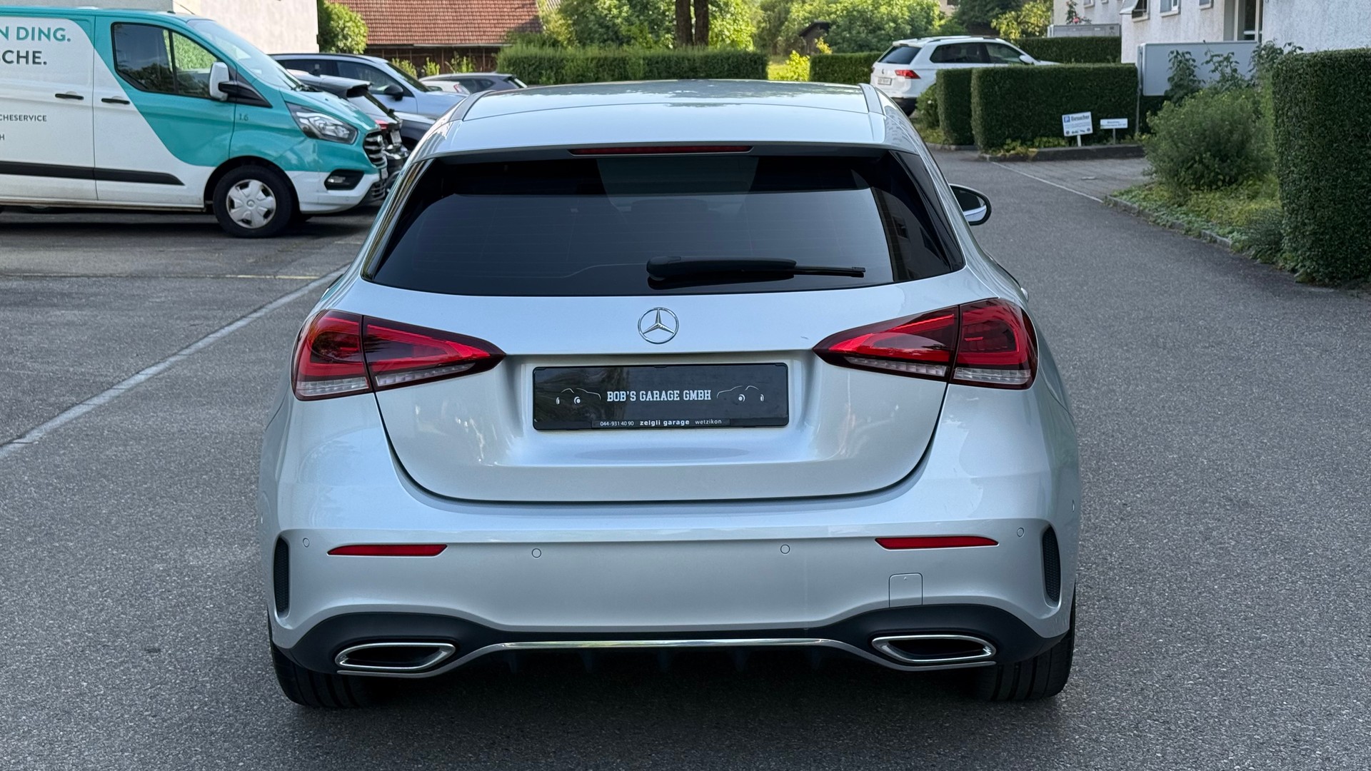 MERCEDES-BENZ A 220 AMG Line 7G-DCT-image-9