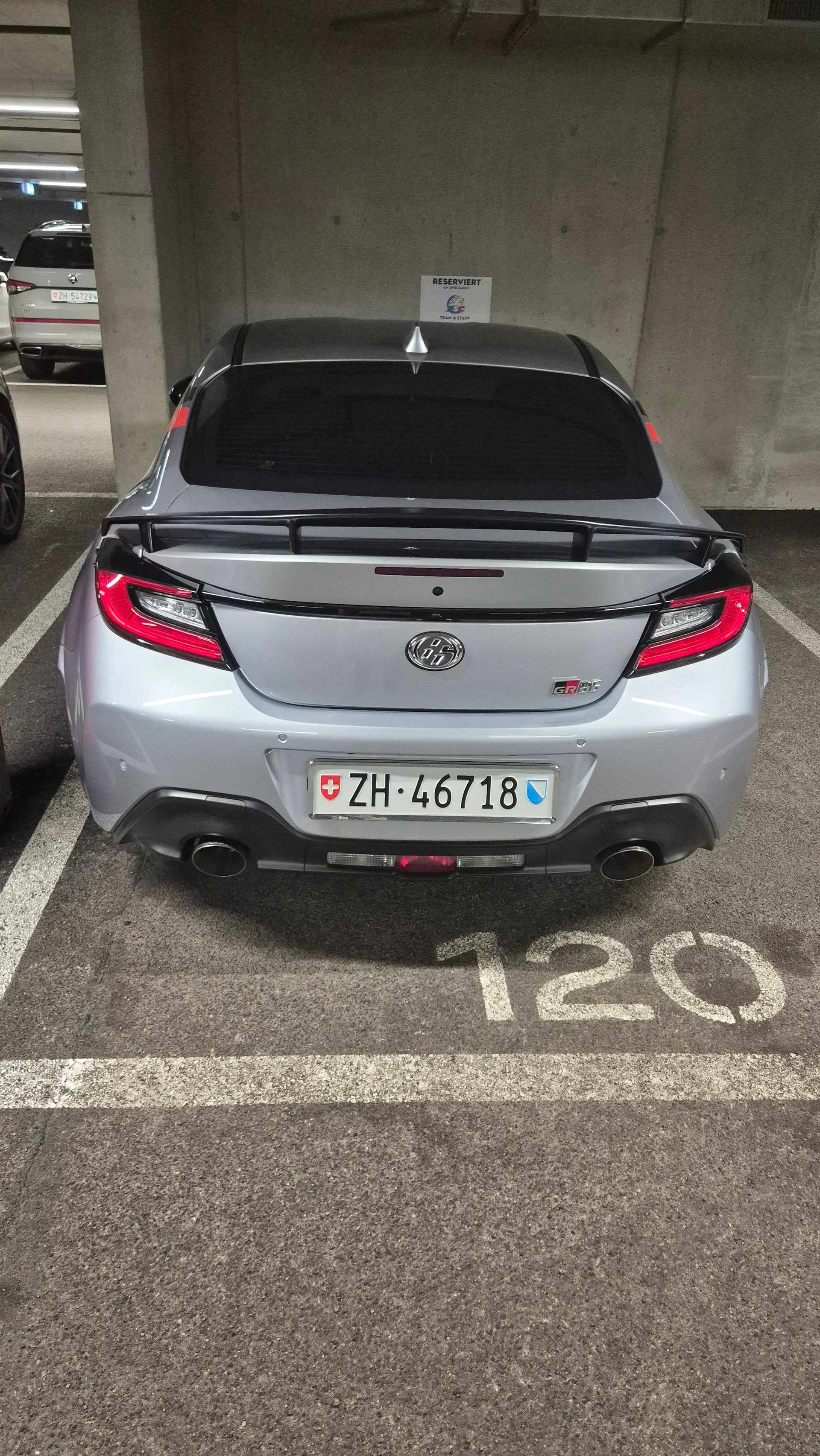 TOYOTA 2.4 Sport+-image-2