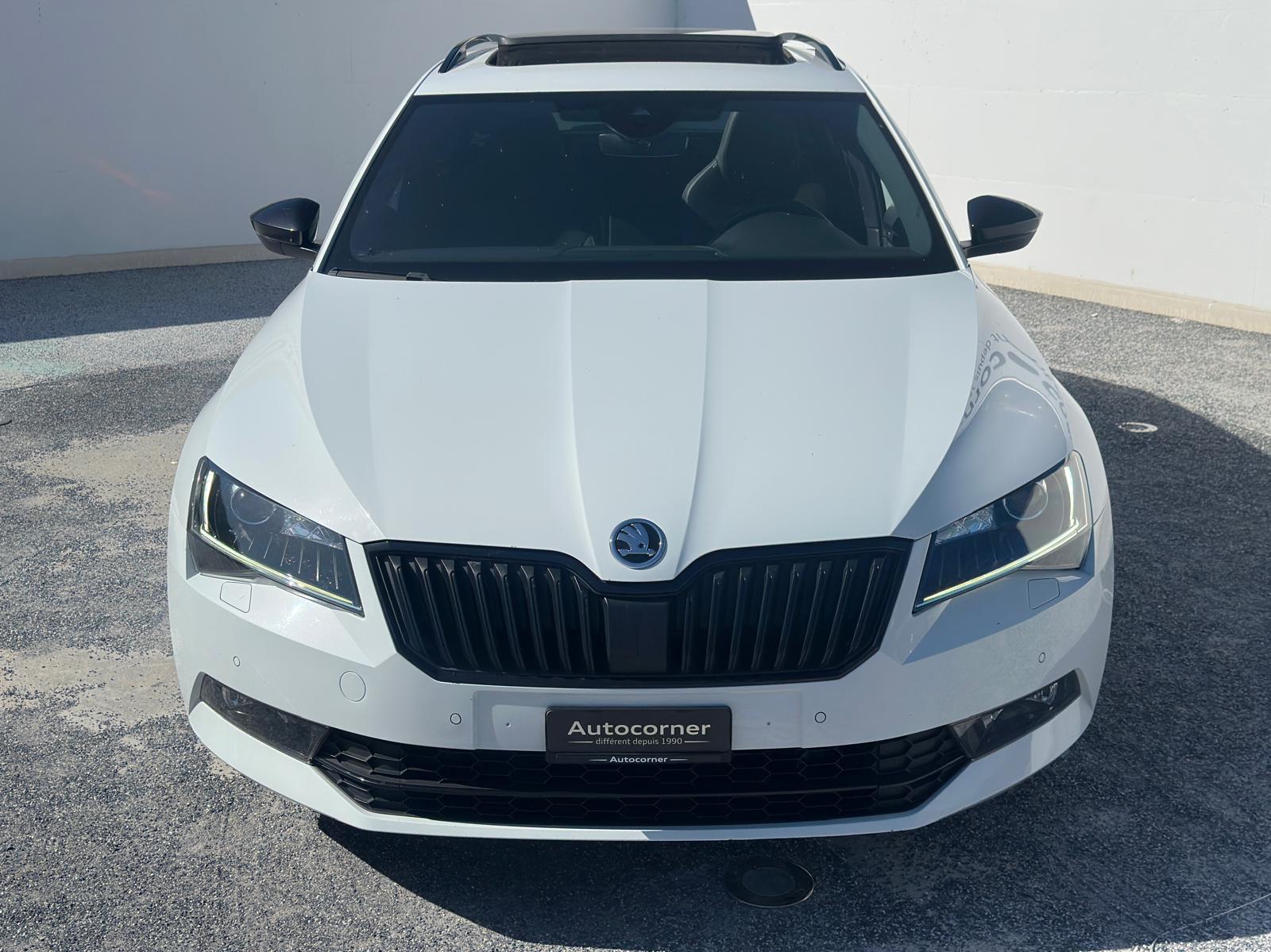SKODA Superb Combi 2.0 TDi SportLine+ 4x4 DSG-image-1