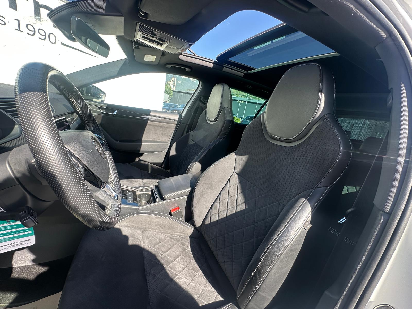SKODA Superb Combi 2.0 TDi SportLine+ 4x4 DSG-image-7