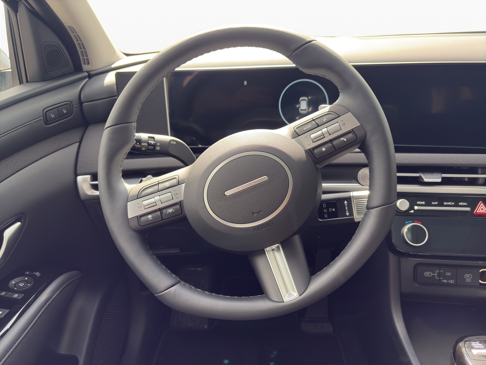 HYUNDAI Tucson 1.6 T-GDi PHEV Vertex Swiss Edition 4WD-image-12