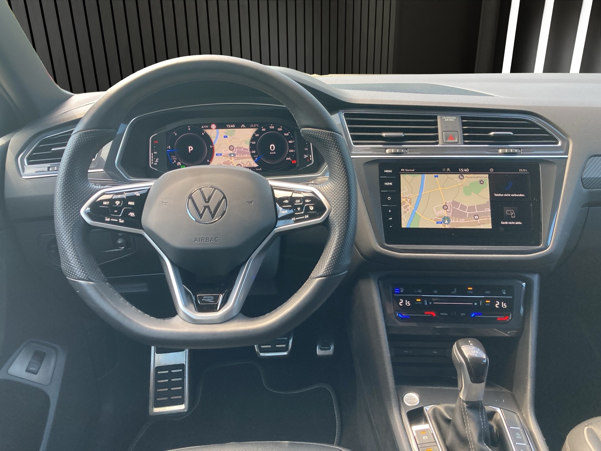 VW Tiguan Allspace 2.0 TDI SCR R-Line DSG-image-12