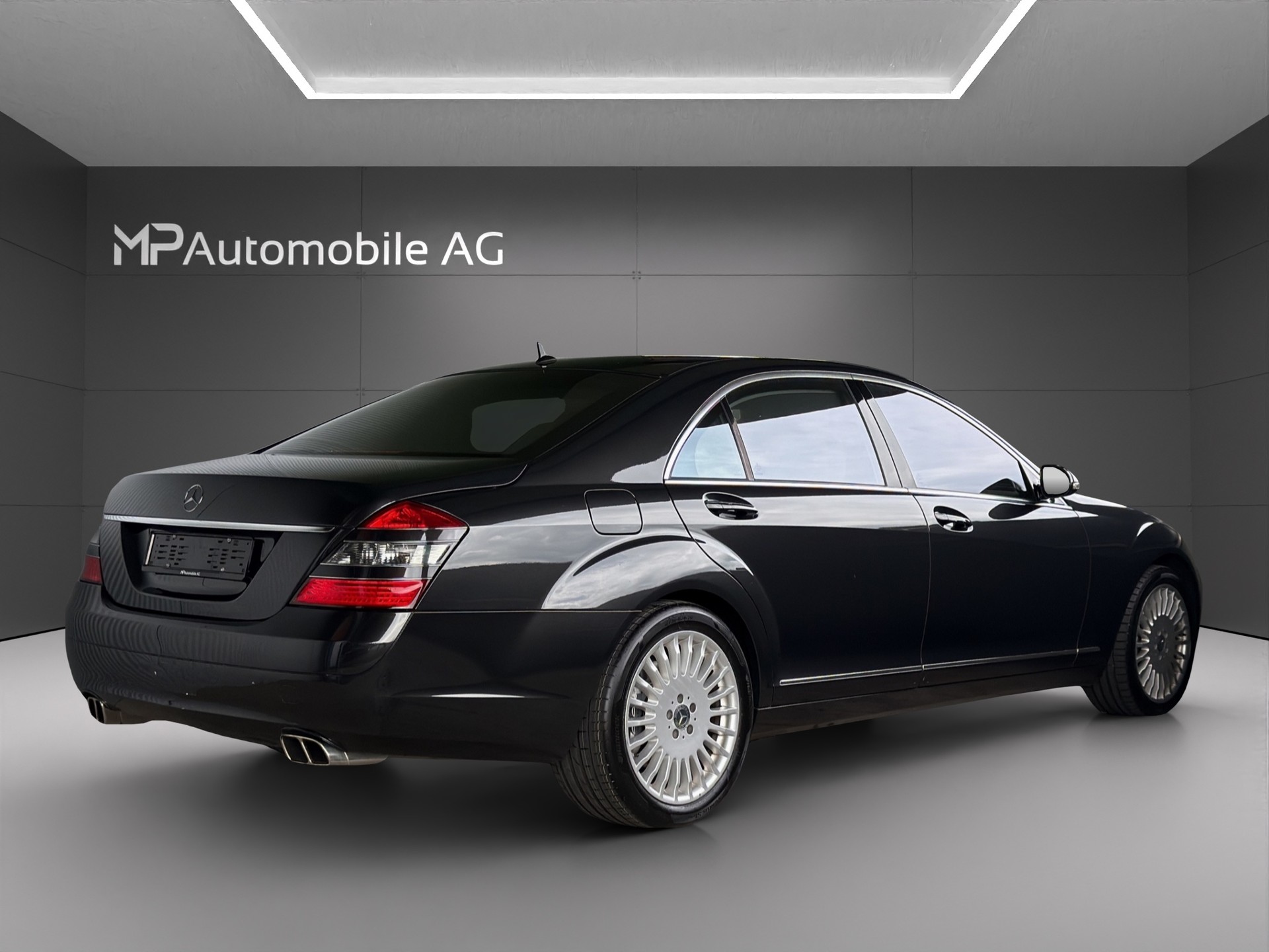 MERCEDES-BENZ S 600 L Automatic-showroom-element-2