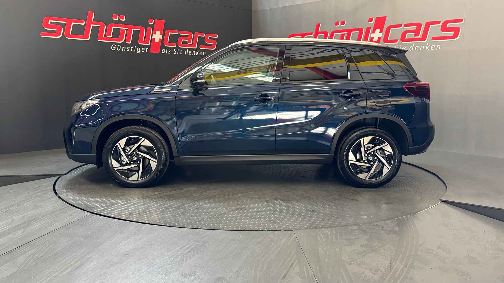 SUZUKI Vitara 1.4 Boosterjet Compact Top 4x4 Hybrid-showroom-element-2