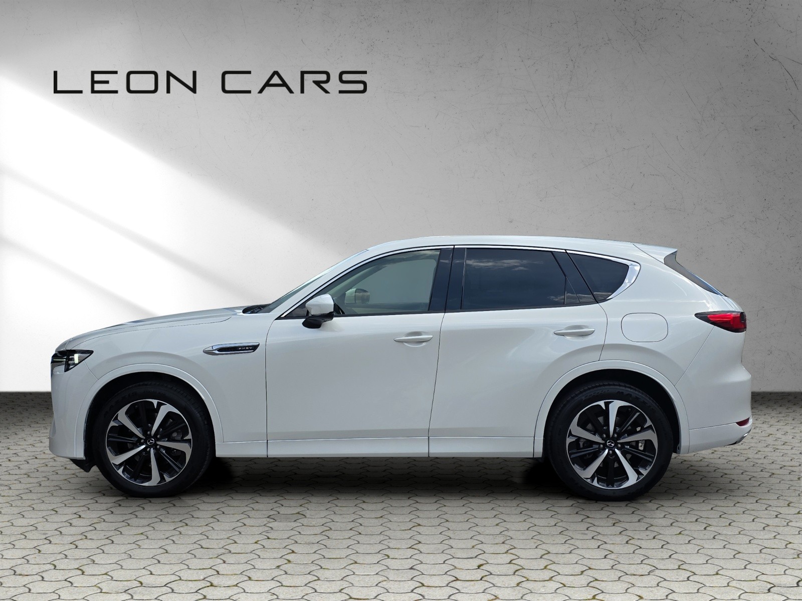 MAZDA CX-60 e-Skyactiv PHEV 327 AWD Takumi-image-4