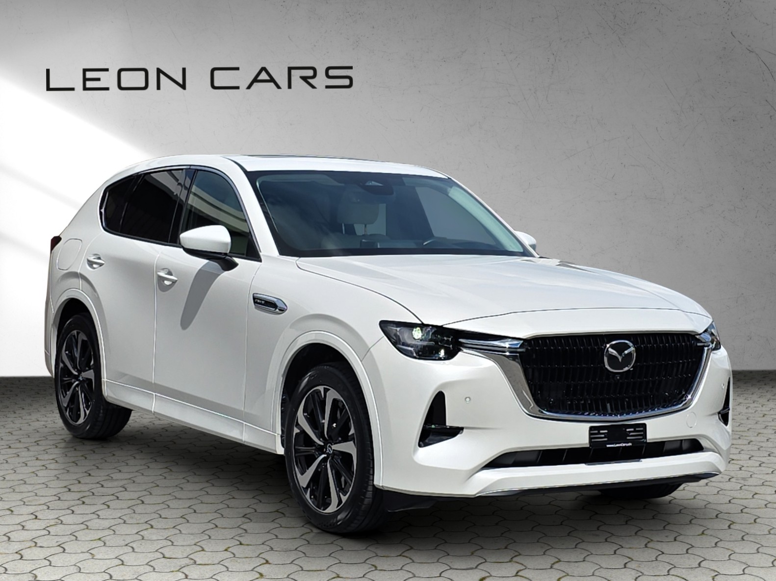 MAZDA CX-60 e-Skyactiv PHEV 327 AWD Takumi-showroom-element-2