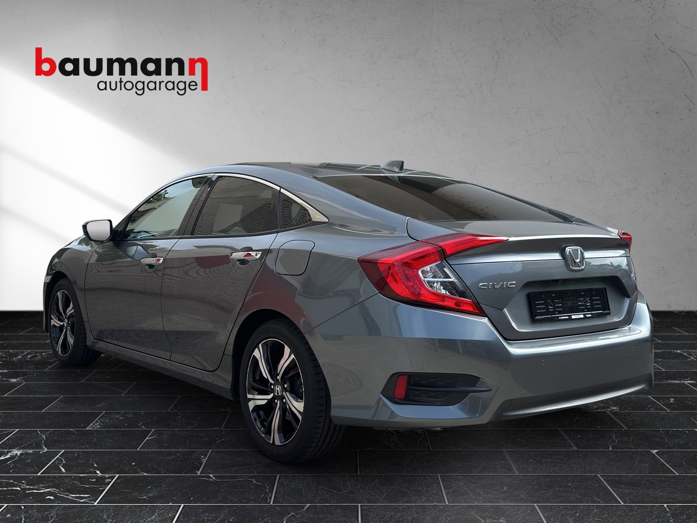 HONDA Civic Sedan 1.5 VTEC Executive Premium CVT-showroom-element-3