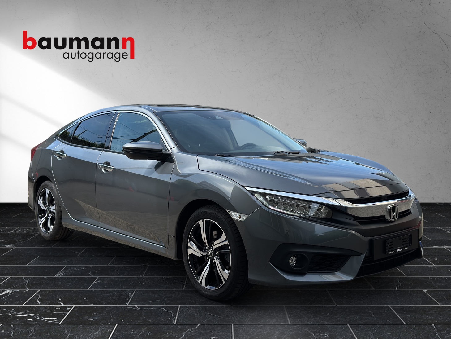 HONDA Civic Sedan 1.5 VTEC Executive Premium CVT-showroom-element-1