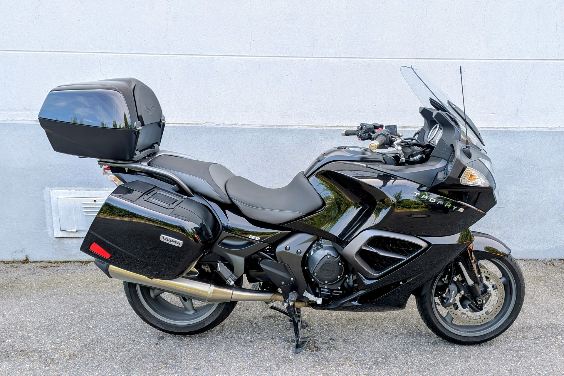 TRIUMPH Trophy 1200 SE ABS-image-0