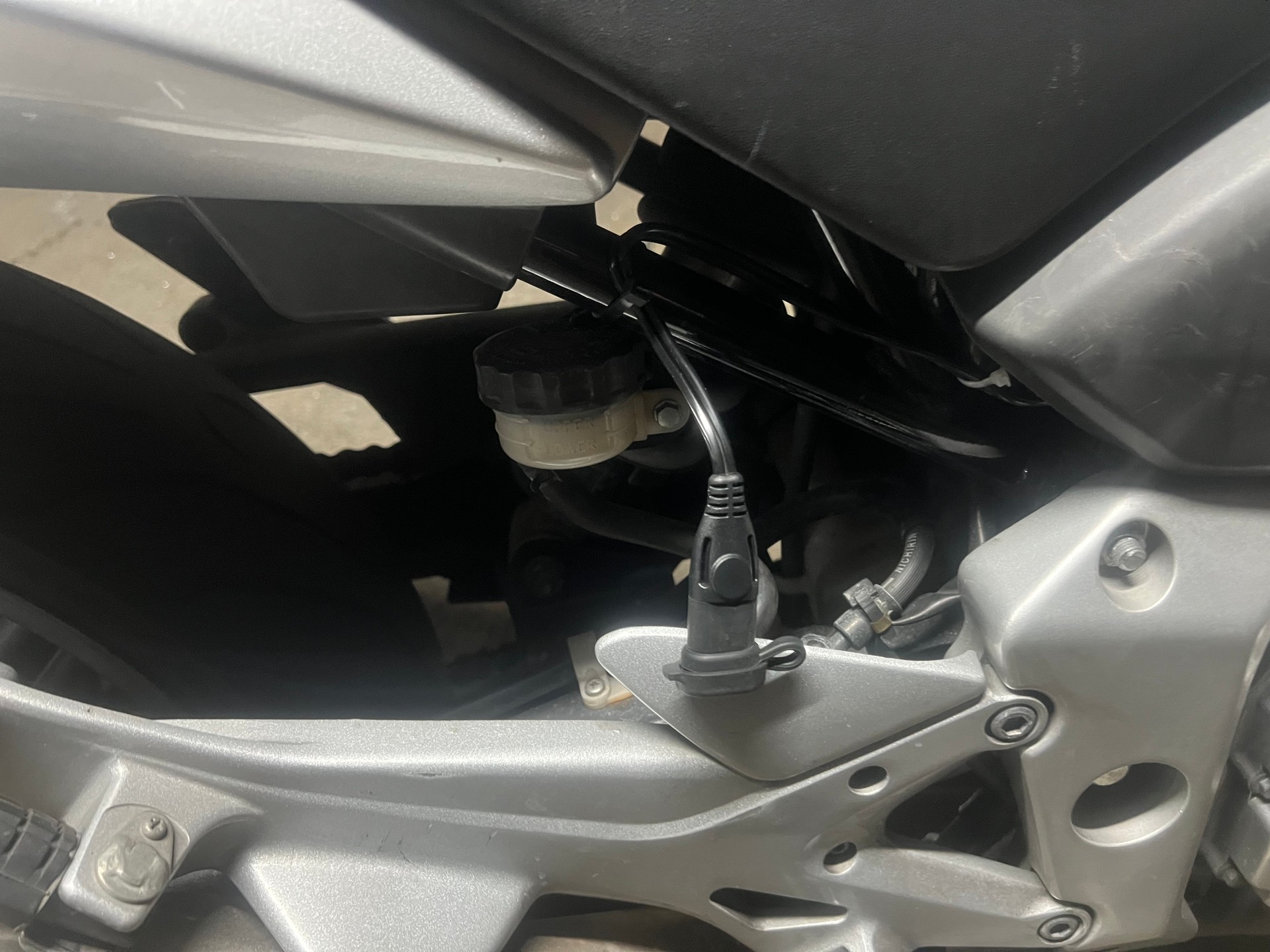 HONDA CBF 500 Standard (25kW)-image-11