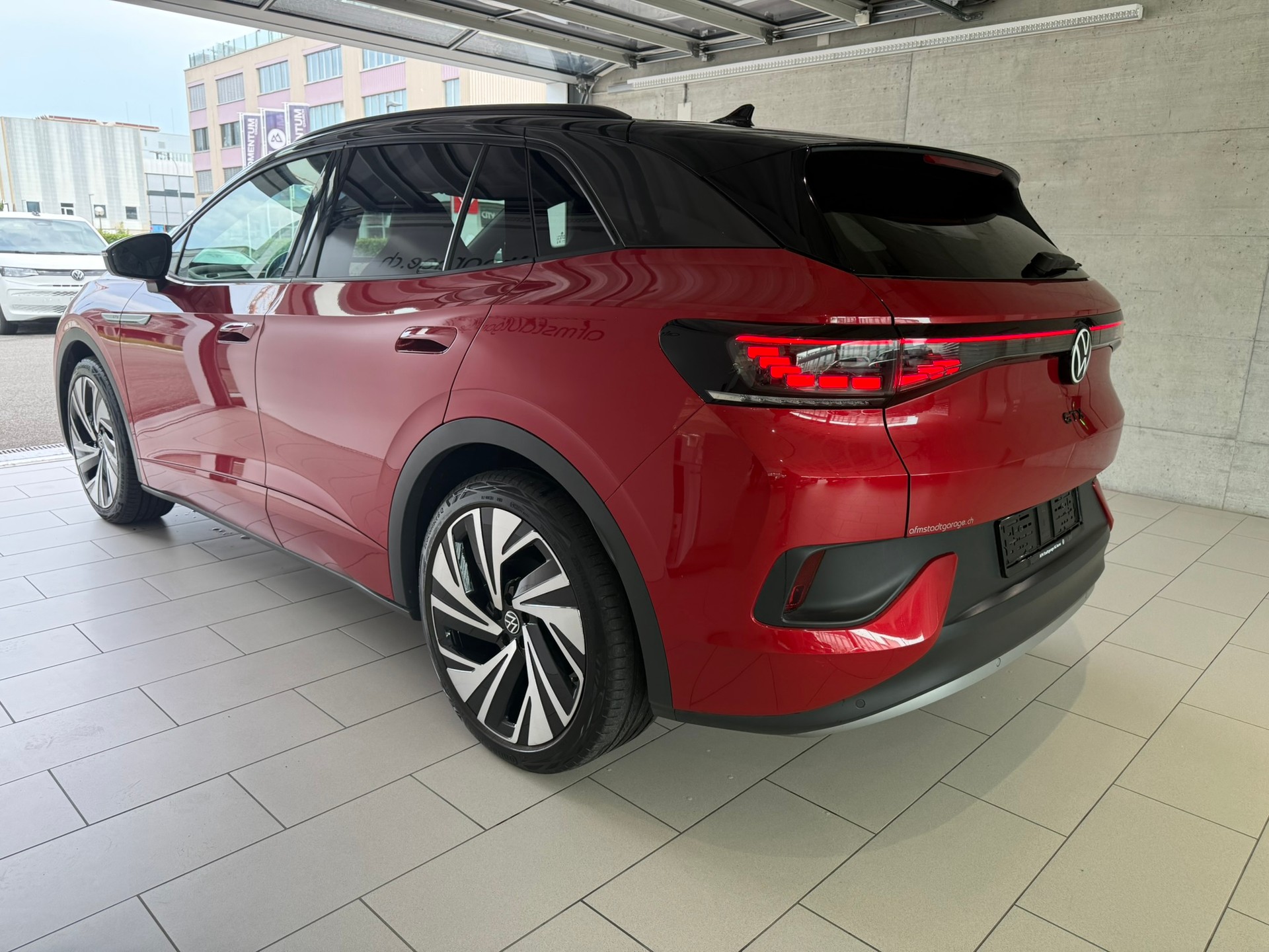 VW ID.4 GTX 77 kWh 4Motion-showroom-element-3