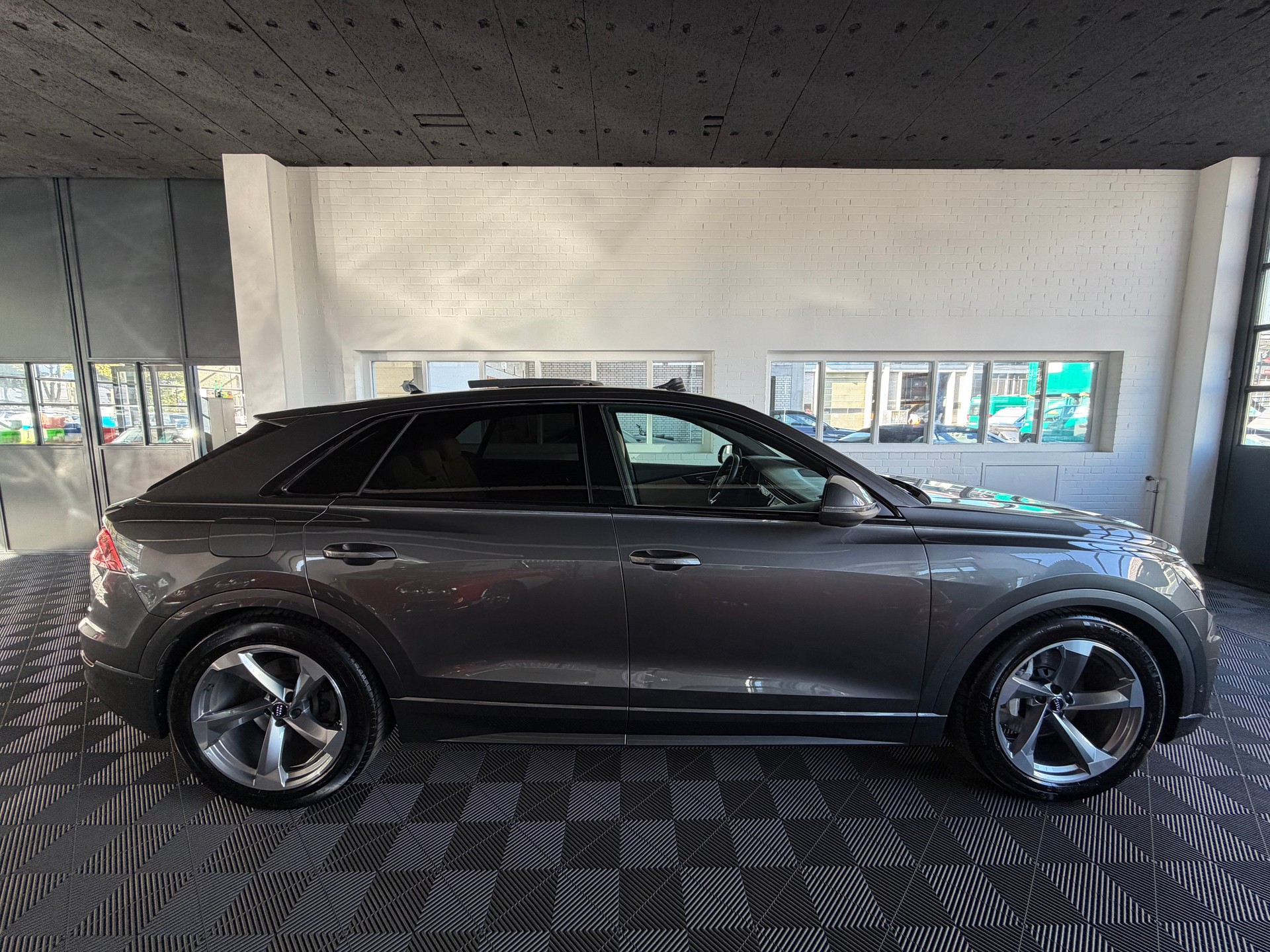AUDI Q8 50 TDI quattro tiptronic-showroom-element-1