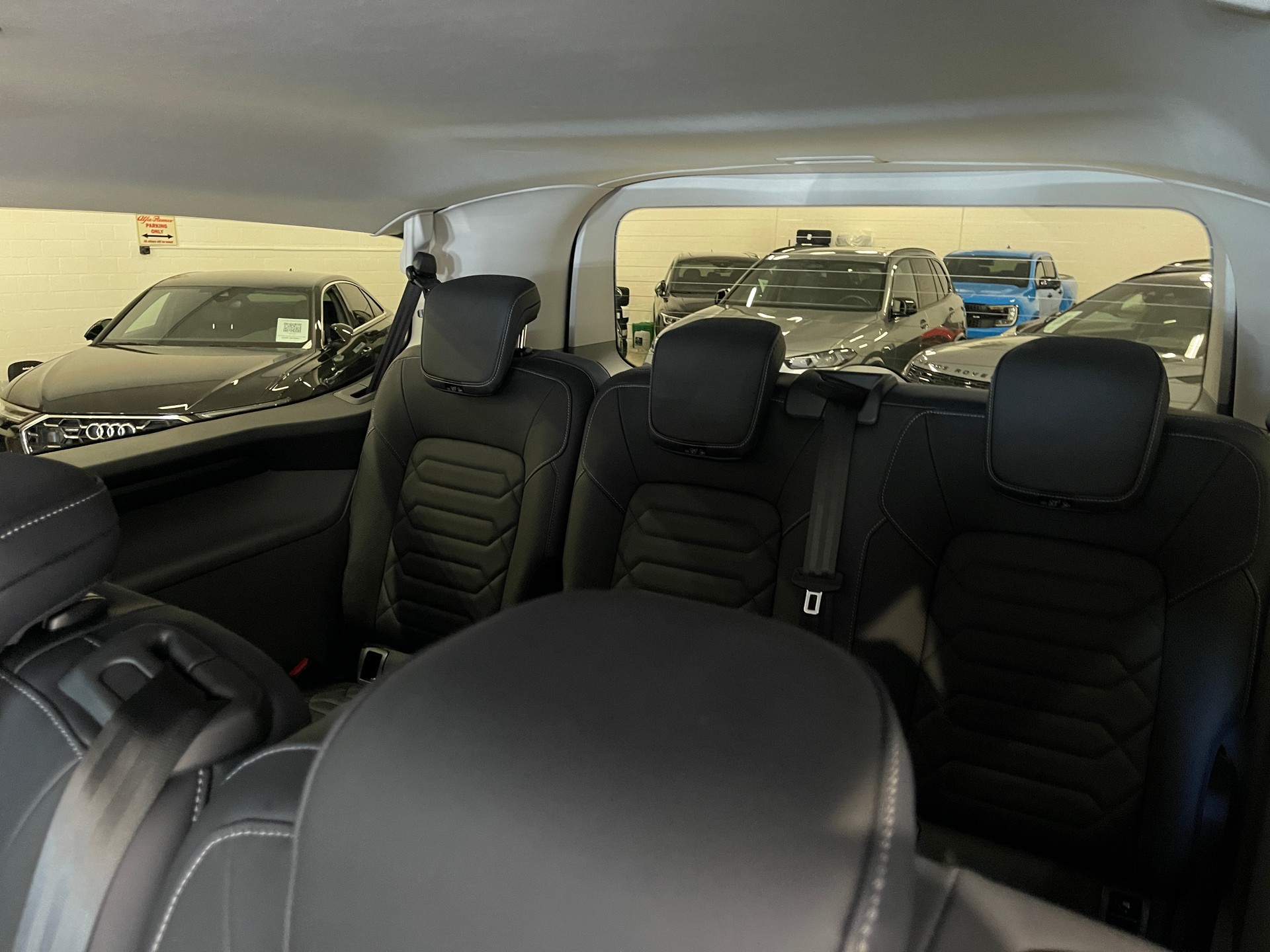 FORD Tourneo Bus 320 L2H1 TitaniumX Automat *5 JAHRE GARANTIE*-image-11