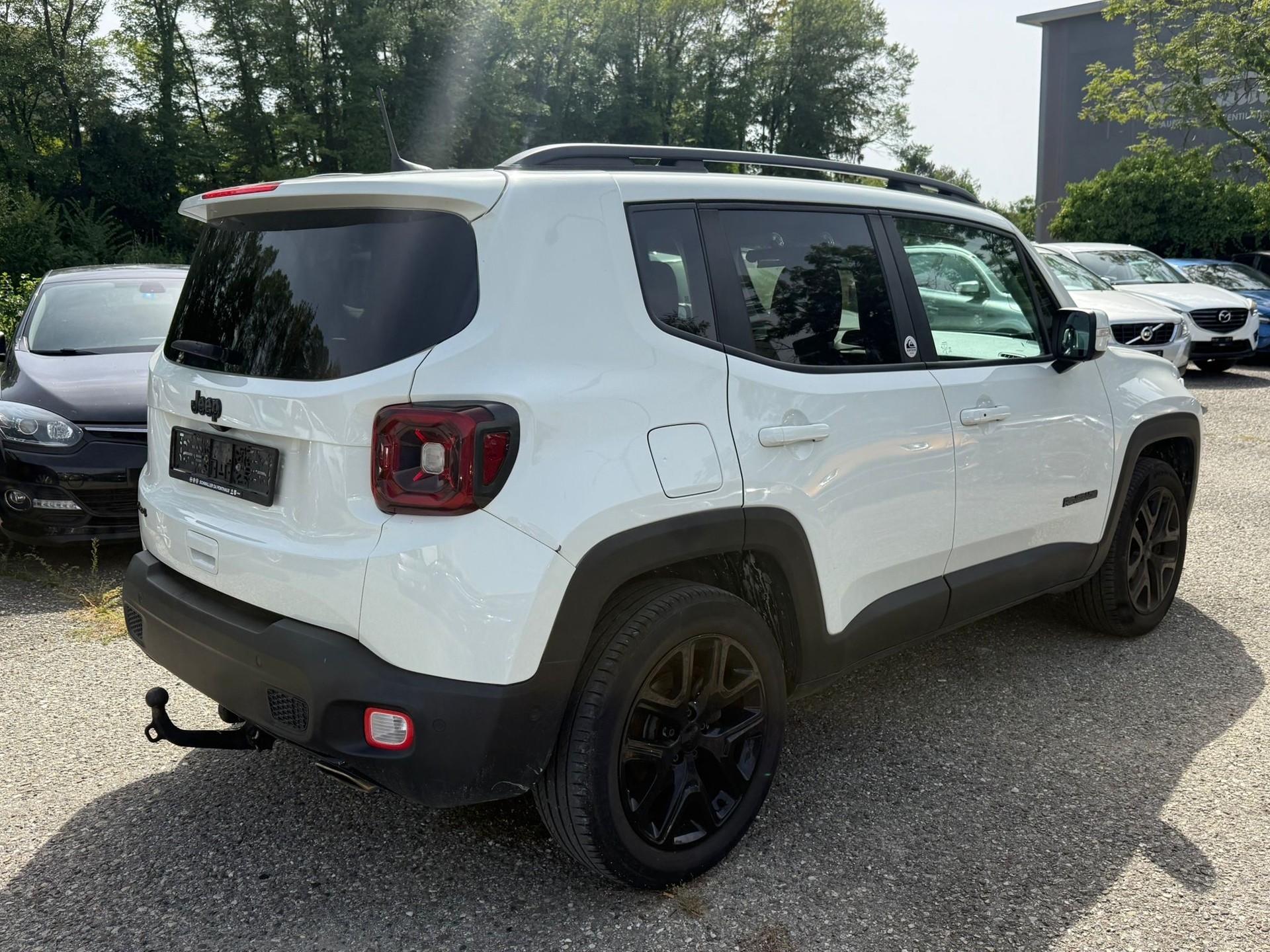 JEEP Renegade 1.3 Turbo Limited AWD-image-5
