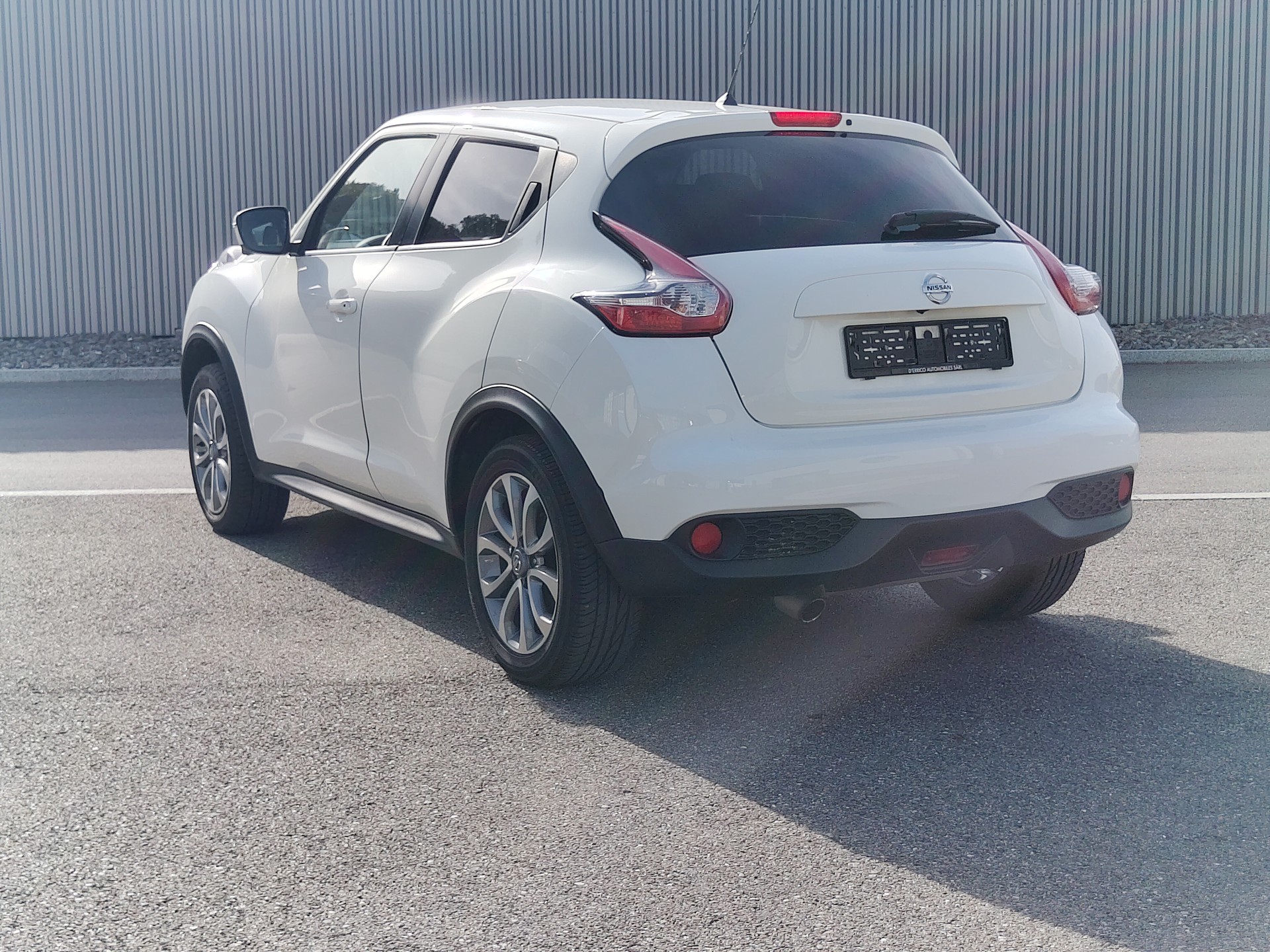 NISSAN Juke 1.6 DIG-T Swiss Edition 4x4 Xtronic M-CVT-showroom-element-2