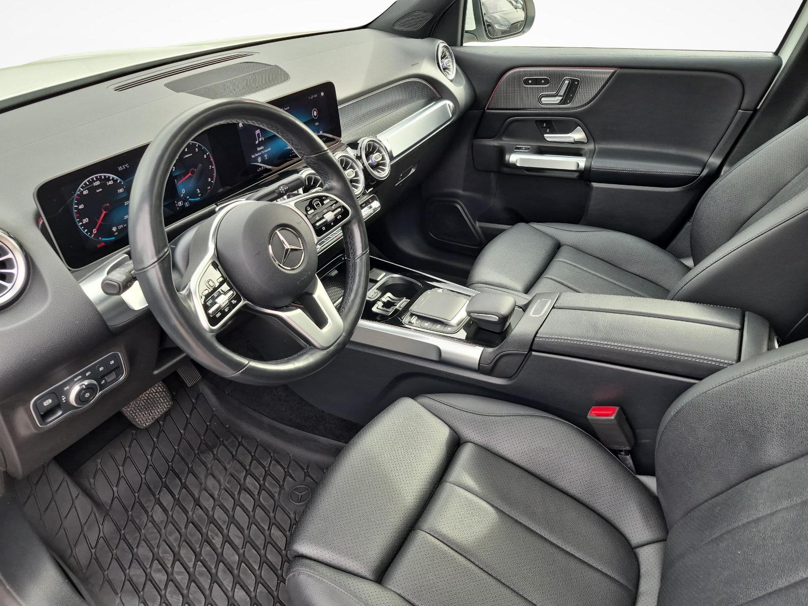 MERCEDES-BENZ GLB 250 Progressive 4matic-image-12