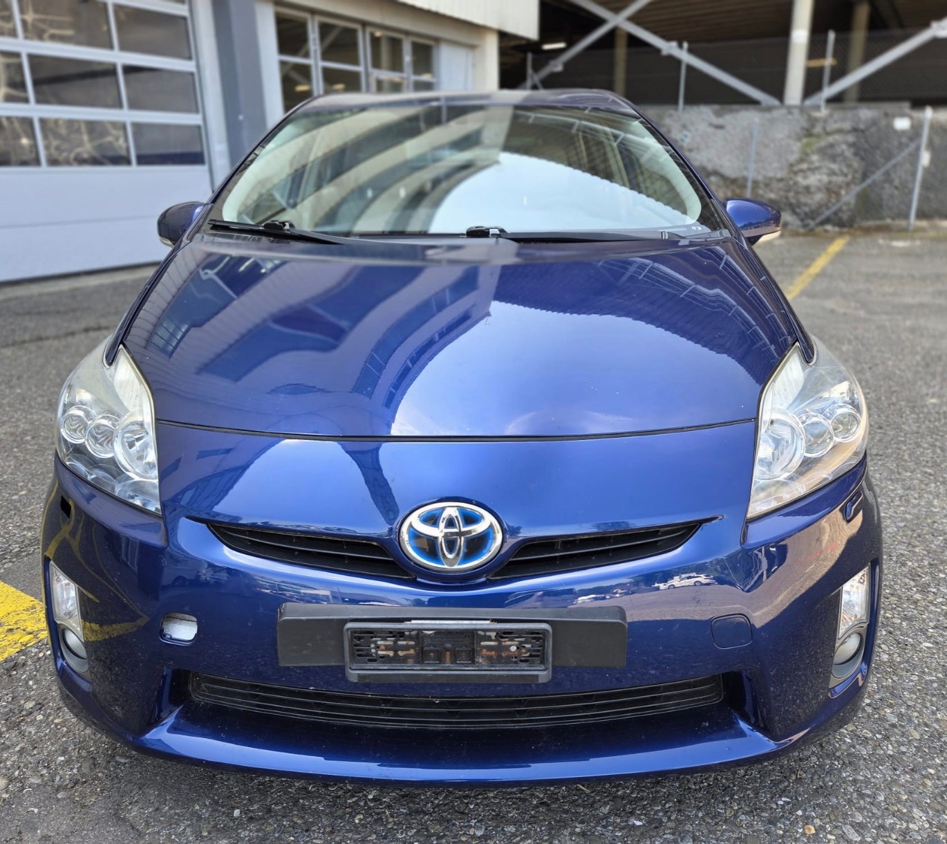 TOYOTA Prius 1.8 16V HSD Sol Premium