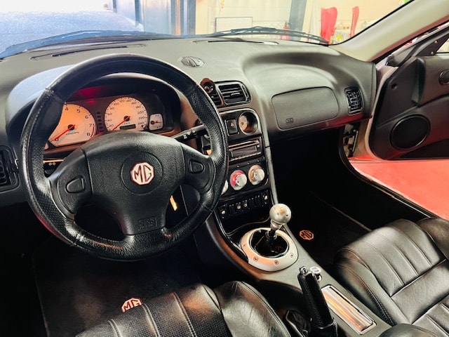 MG MGF 1.8i-image-3