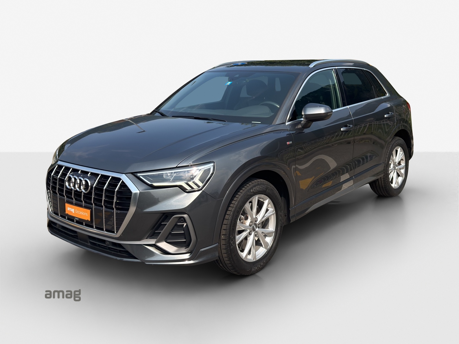AUDI Q3 40 TFSI S line quattro S-tronic